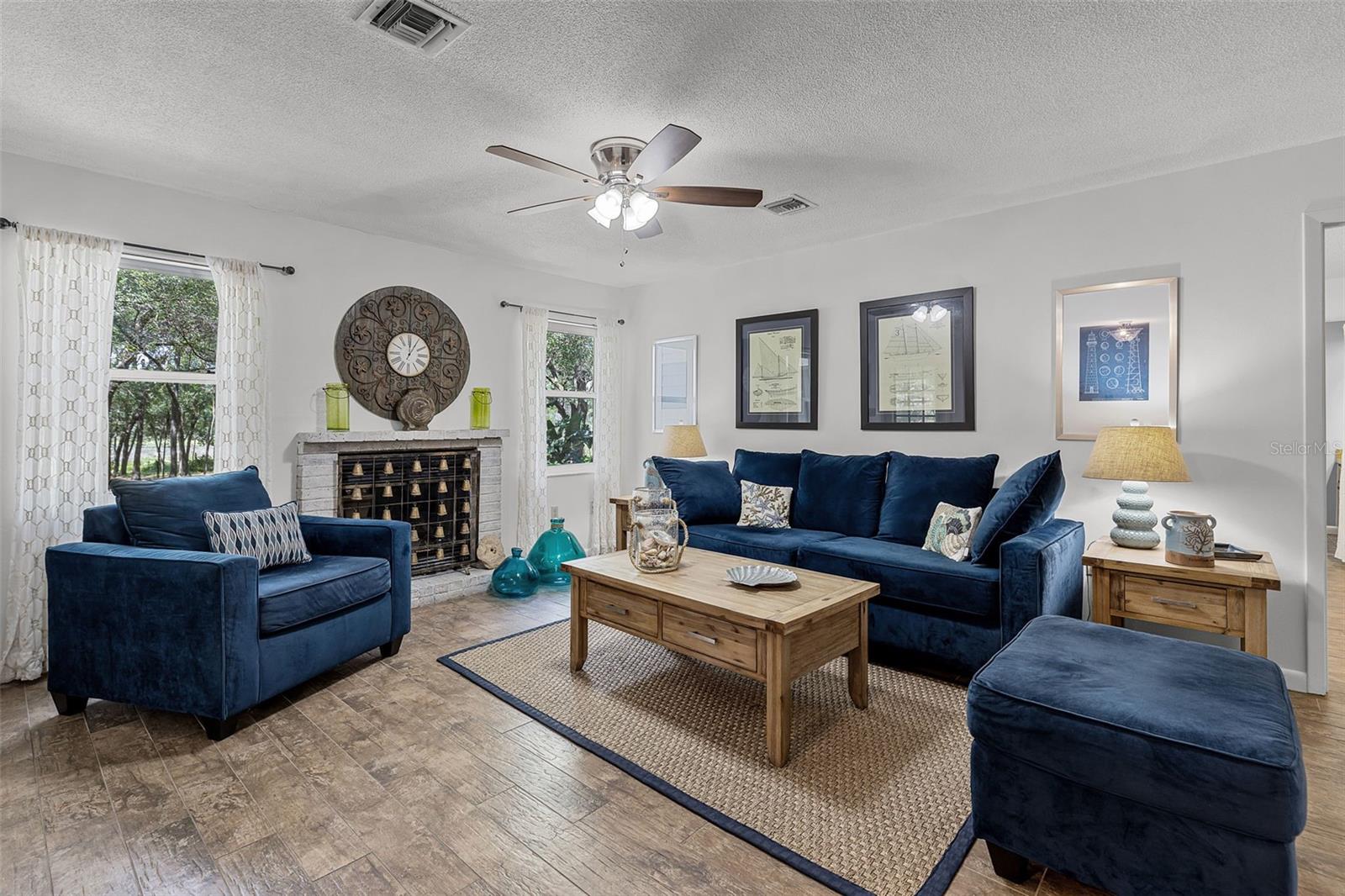 Image 10 of 45 For 36338 Spring Lake Boulevard