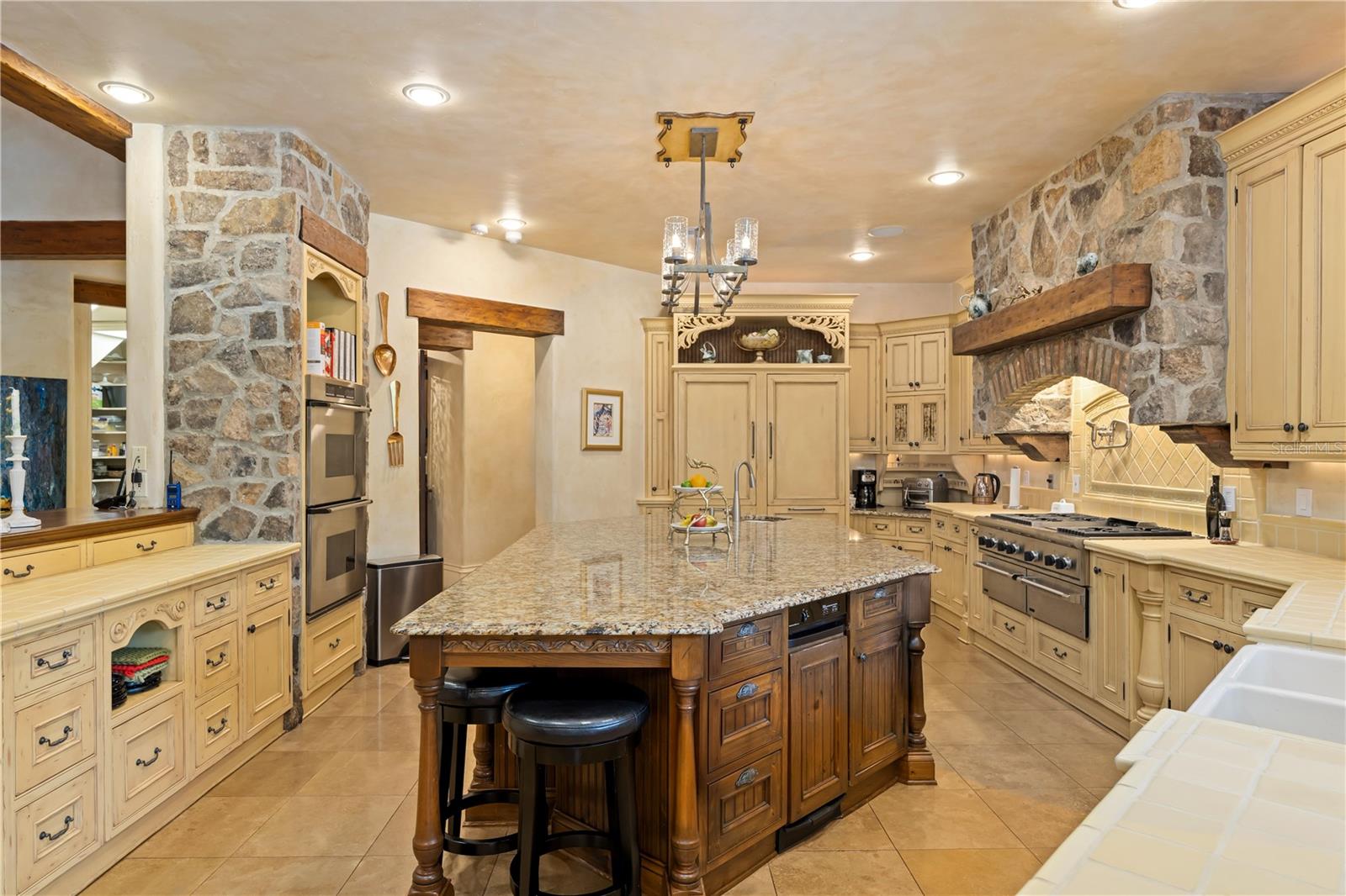Image 39 of 97 For 2878 Markham Woods Road