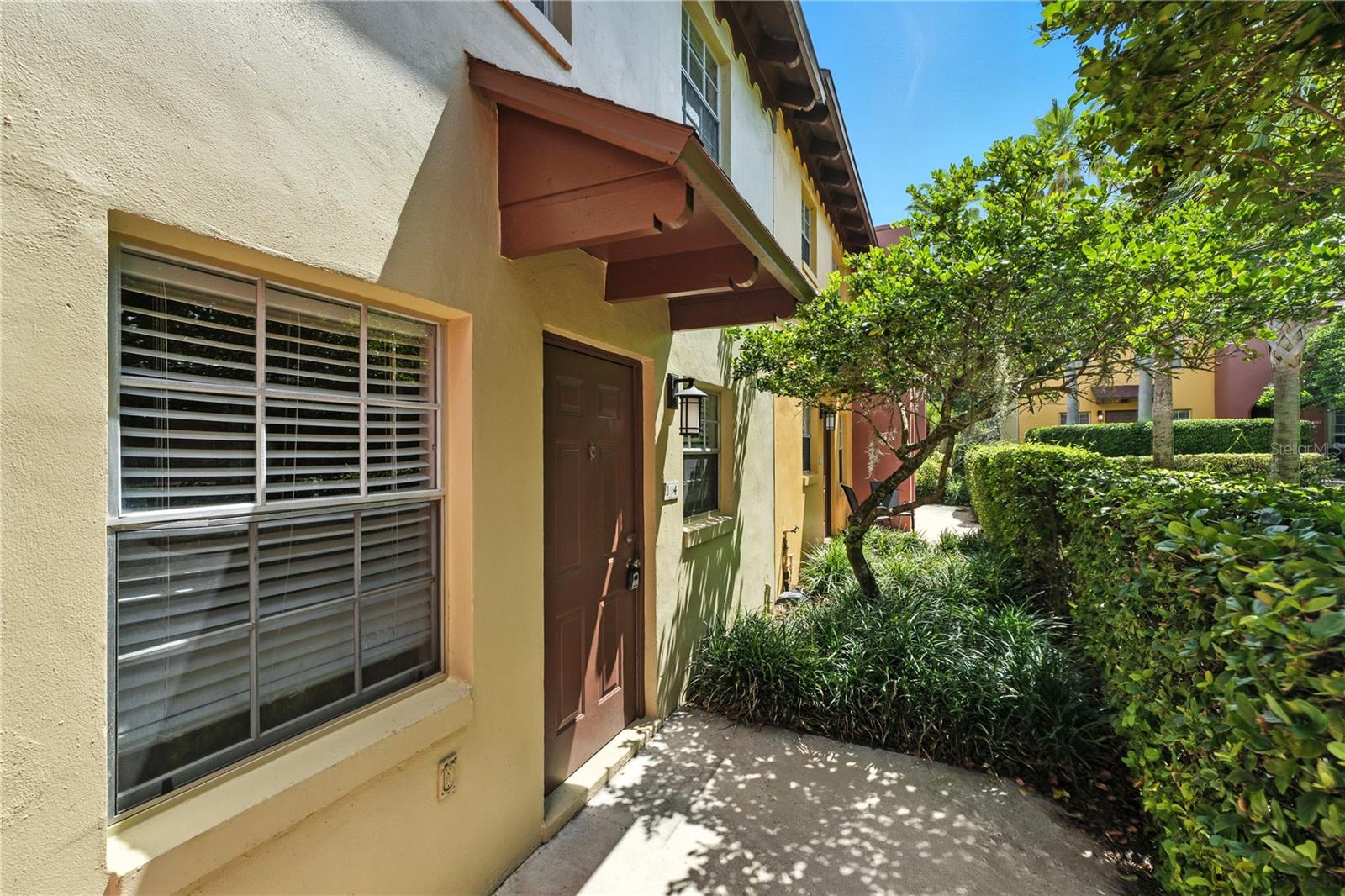 Image 3 of 31 For 1531 Catherine Street 34