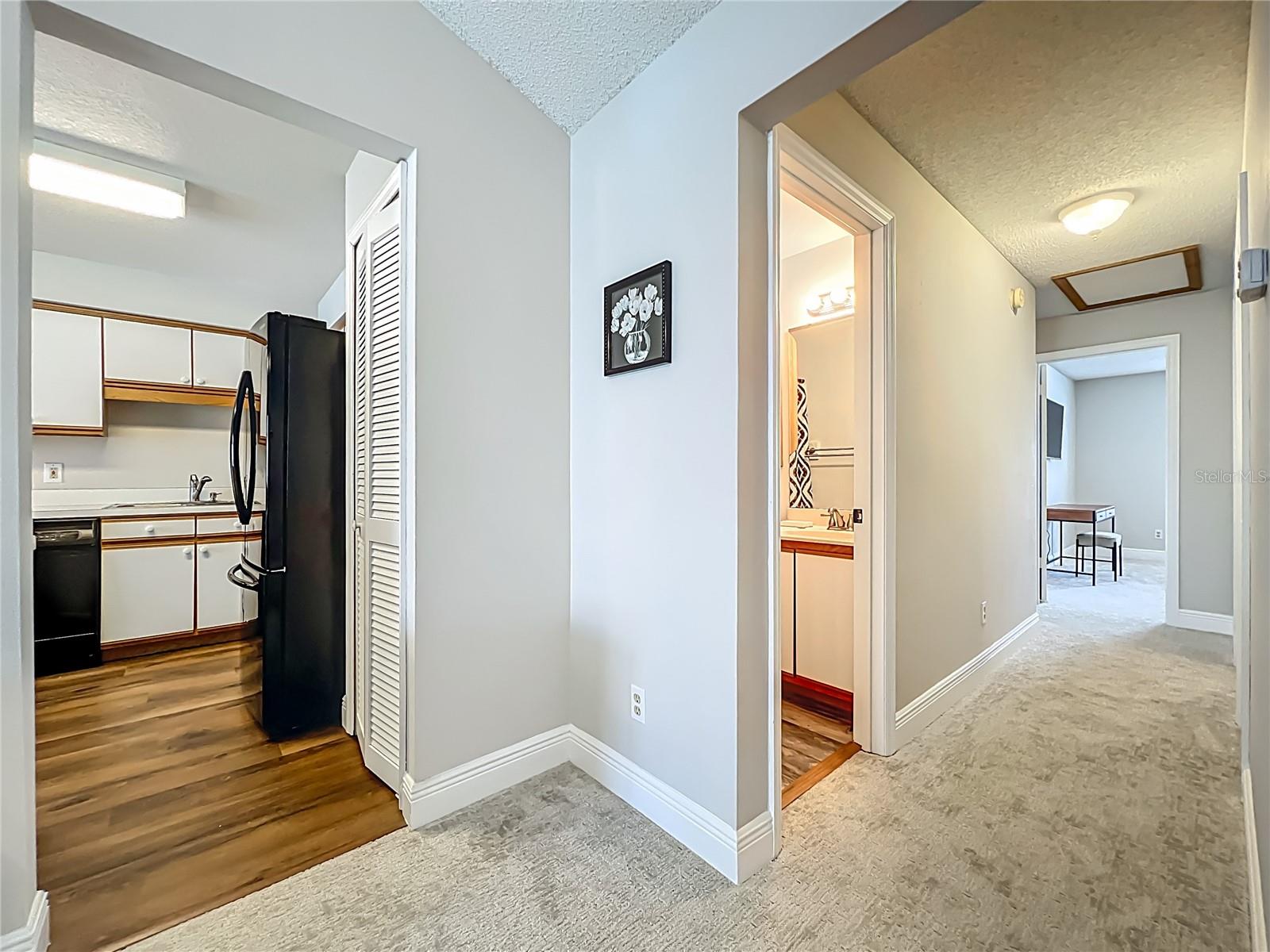 Image 29 of 53 For 5300 White Cliff Lane 1103