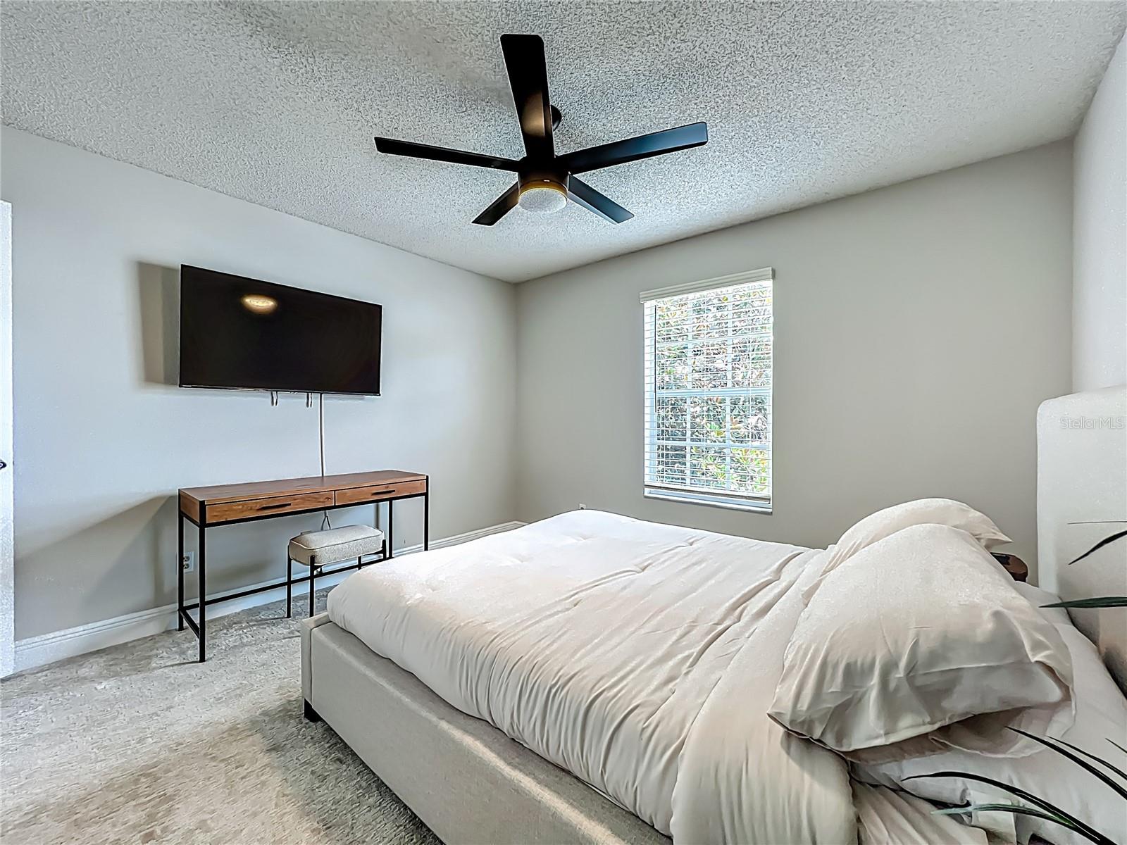 Image 31 of 53 For 5300 White Cliff Lane 1103