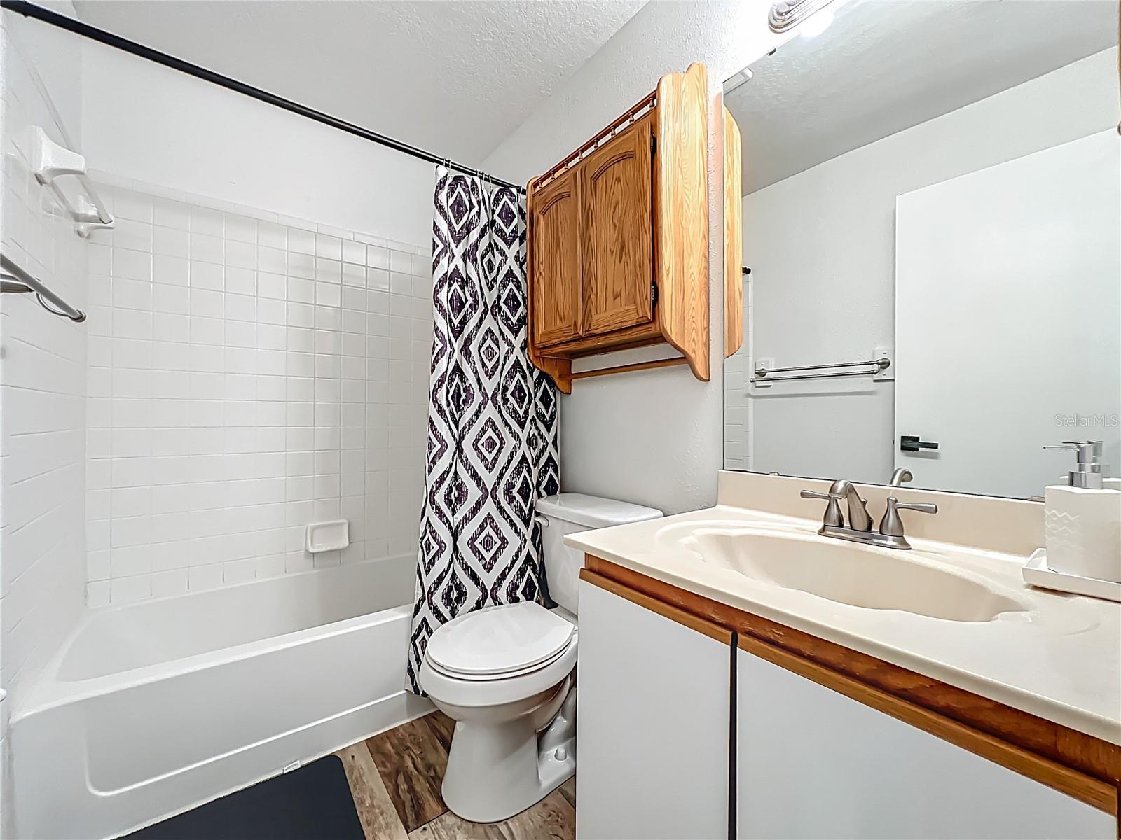 Image 33 of 53 For 5300 White Cliff Lane 1103