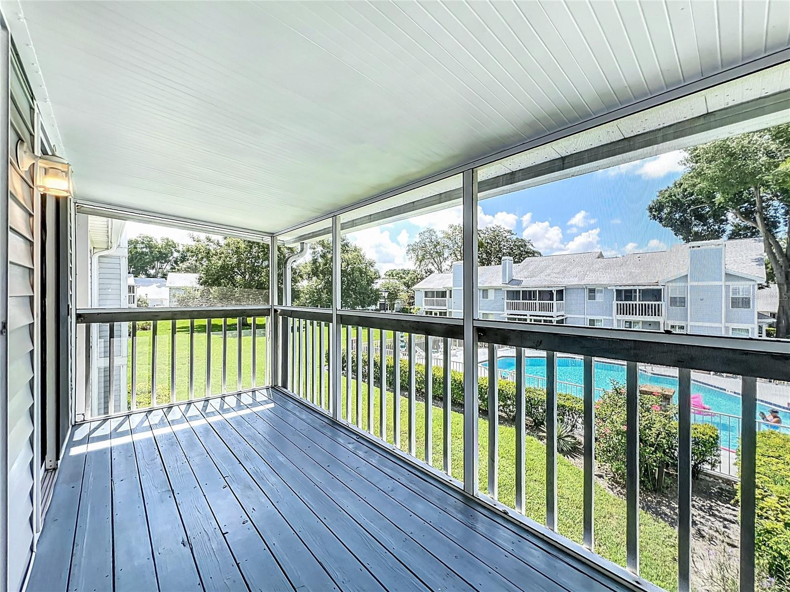 Image 40 of 53 For 5300 White Cliff Lane 1103