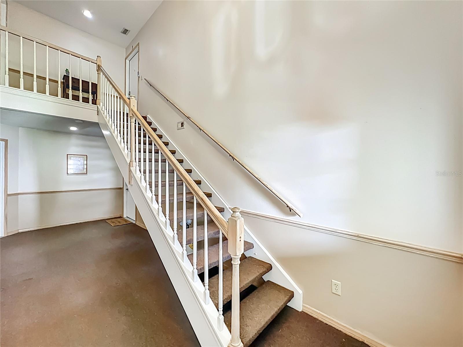 Image 8 of 53 For 5300 White Cliff Lane 1103