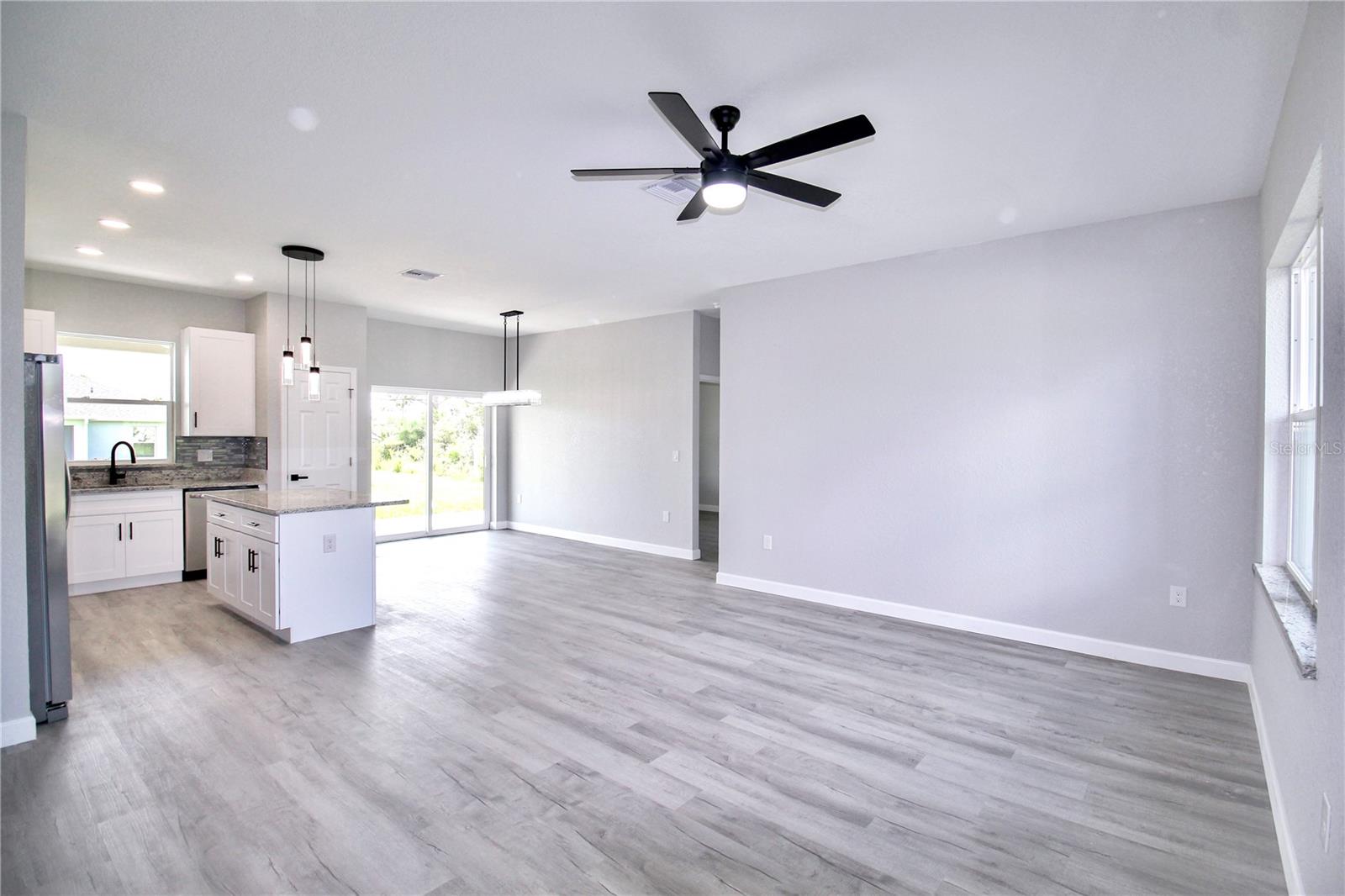 Image 11 of 40 For 4631 Mignon Drive