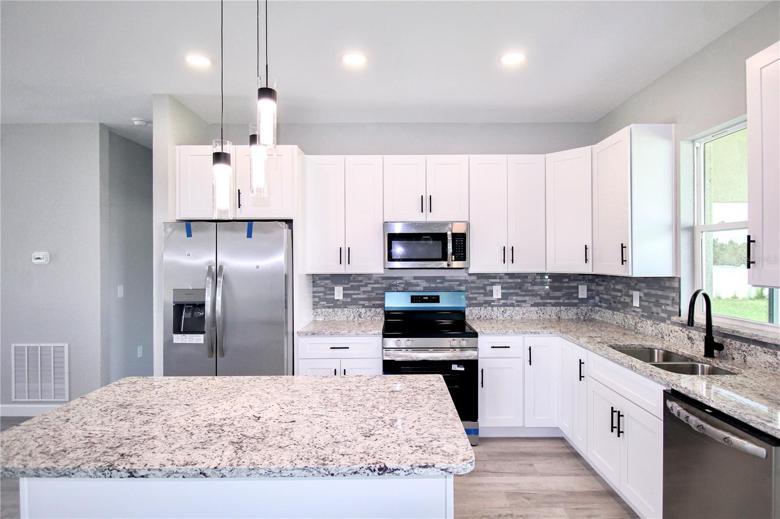 Image 15 of 40 For 4631 Mignon Drive