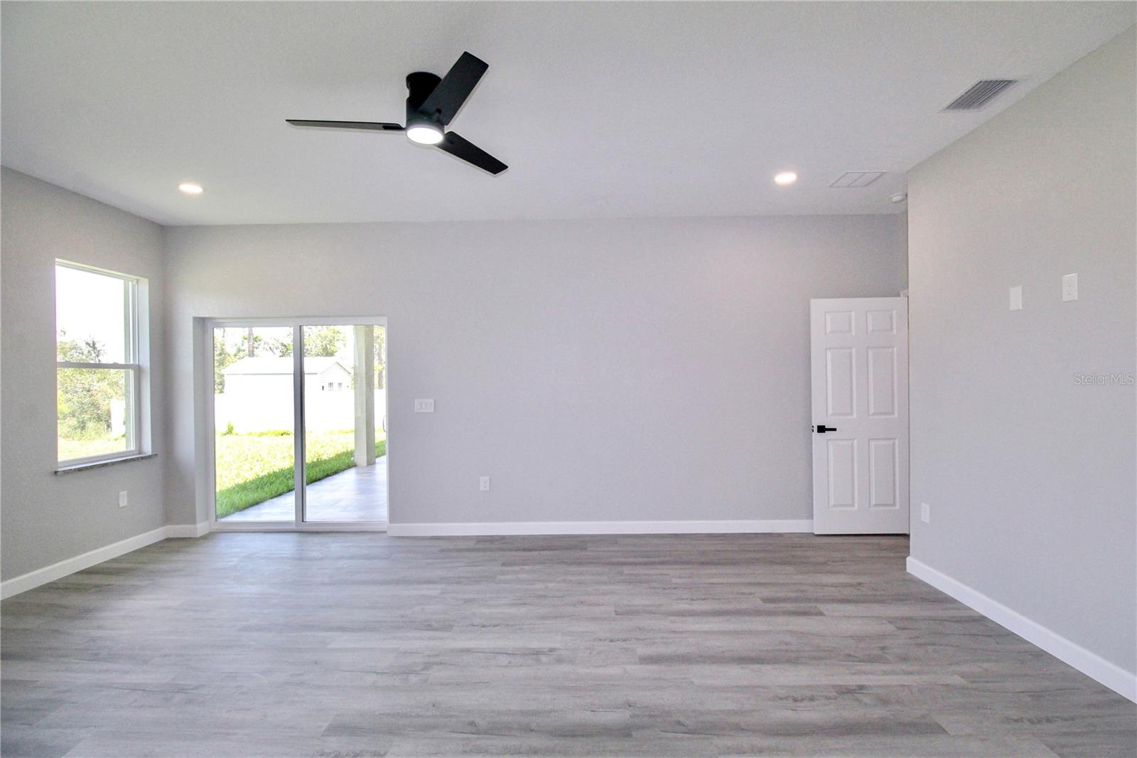 Image 22 of 40 For 4631 Mignon Drive