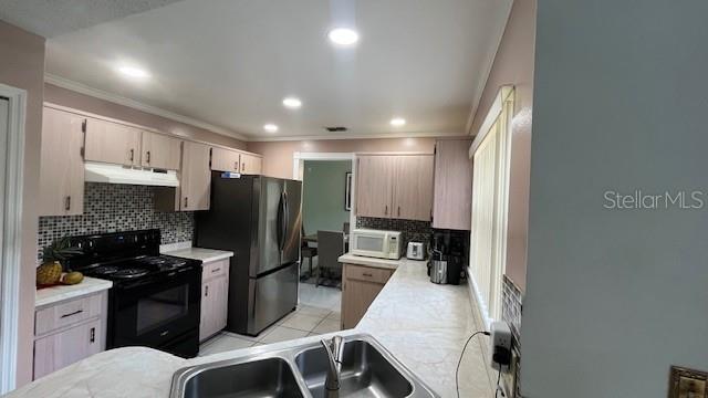 Image 20 of 59 For 7119 Blair Drive