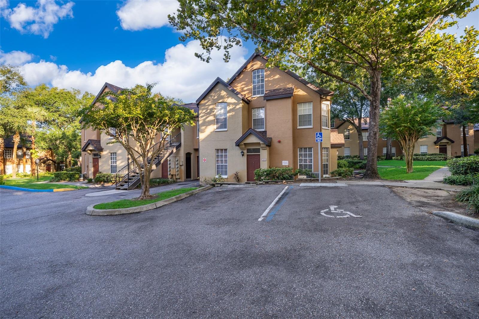 Image 3 of 19 For 6412 Raleigh Street 2504