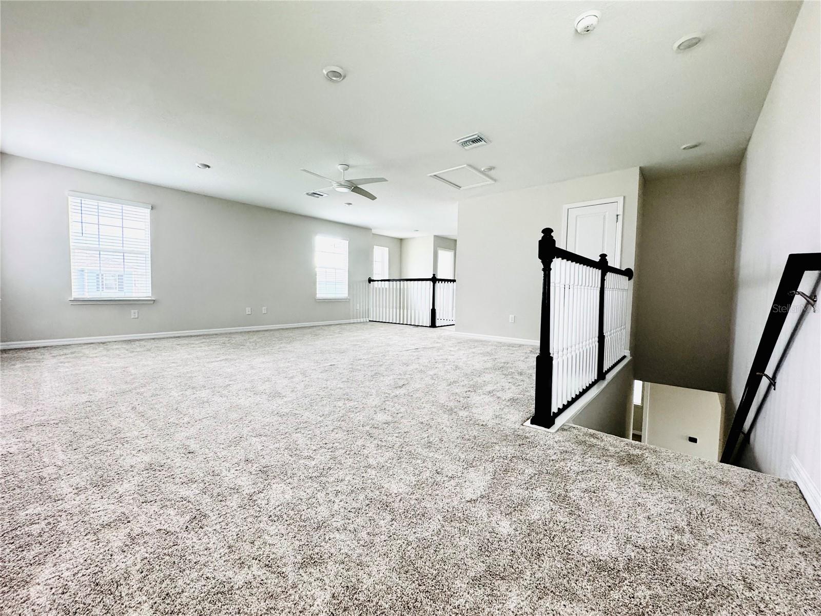 Image 20 of 39 For 6618 Willow View Avenue