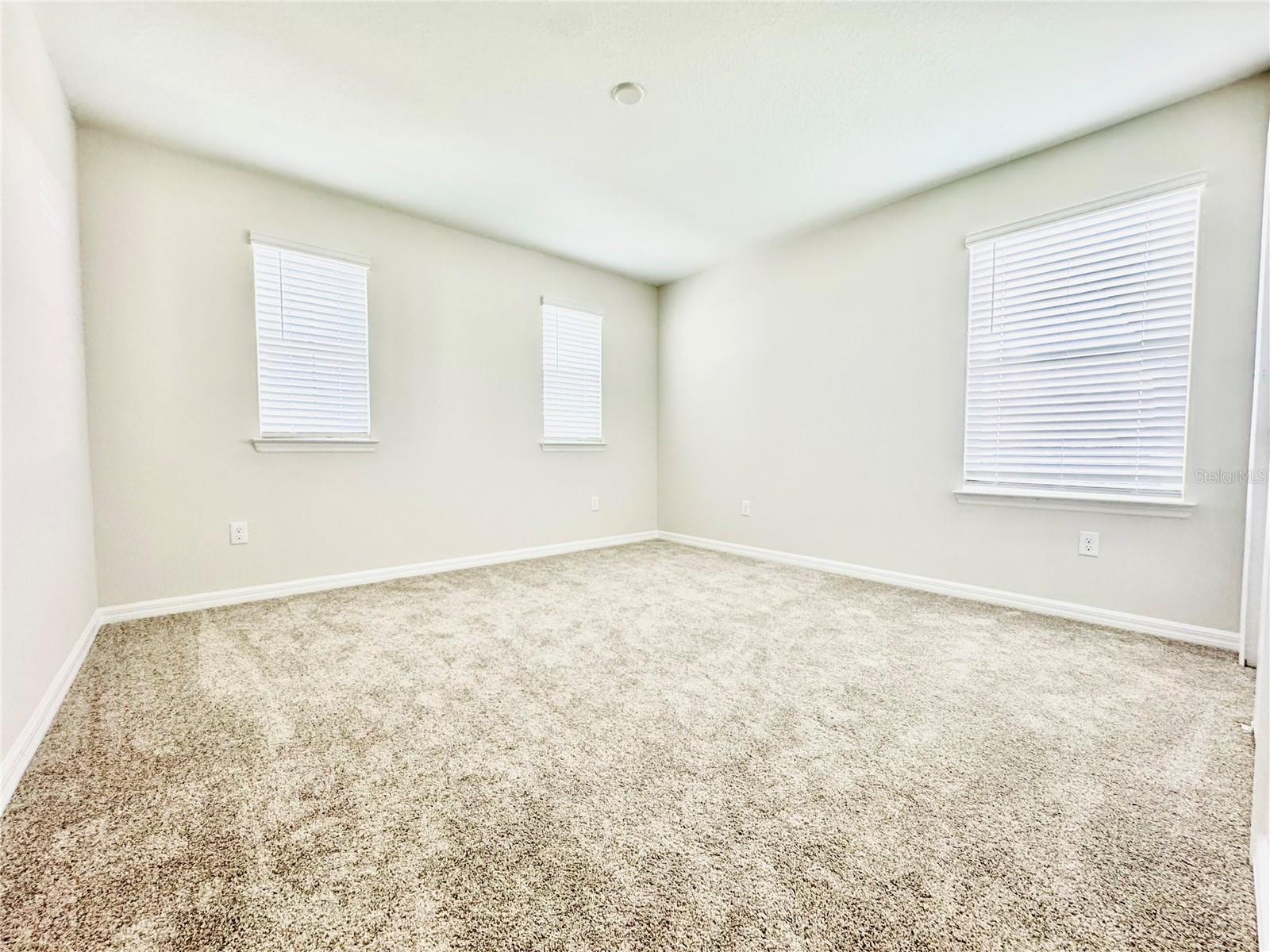 Image 27 of 39 For 6618 Willow View Avenue
