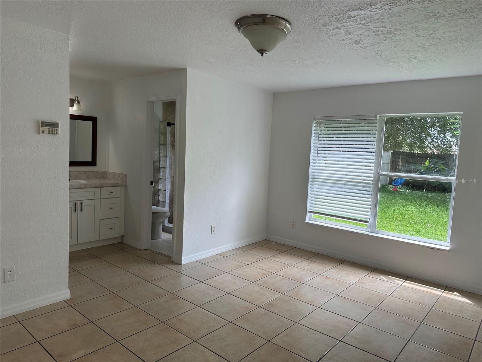 Image 6 of 22 For 7979 Sagebrush Place
