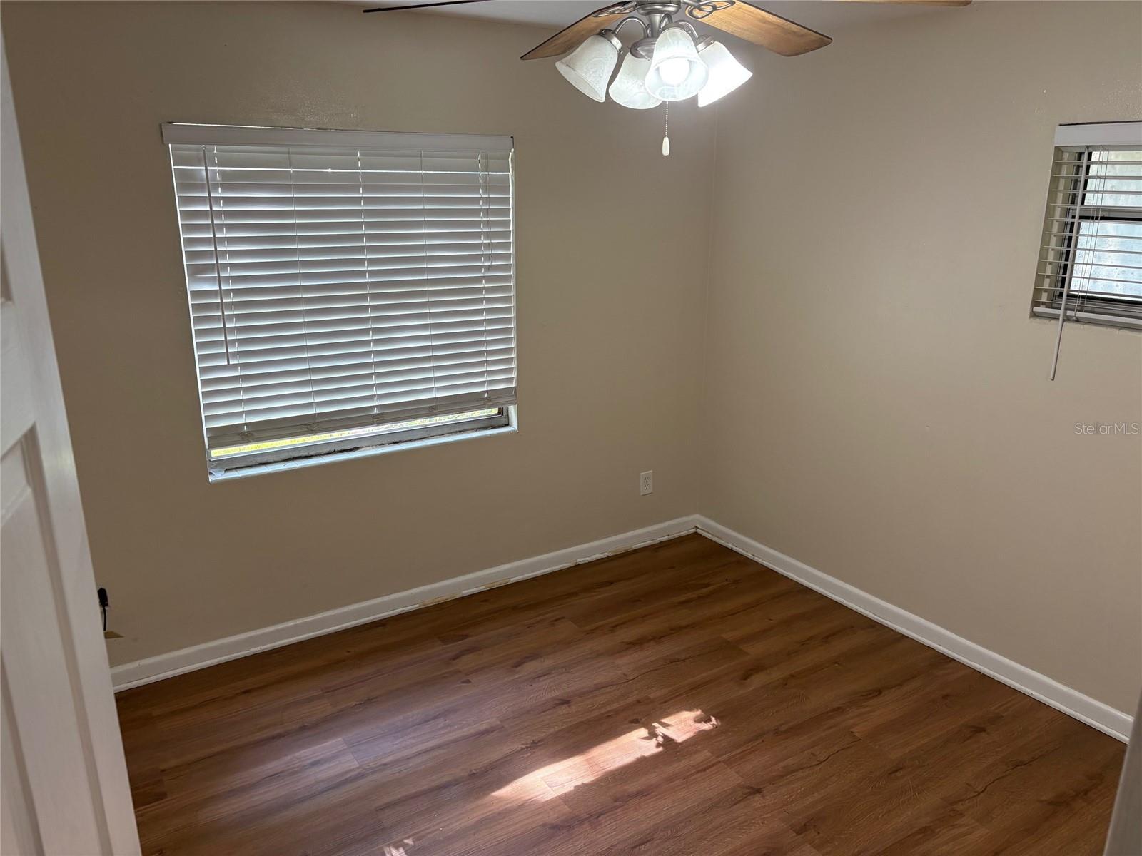 Image 14 of 18 For 208 36th Drive