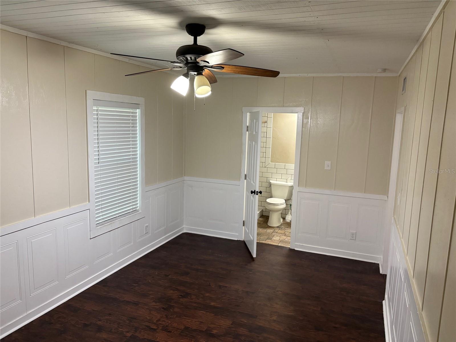 Image 5 of 18 For 208 36th Drive