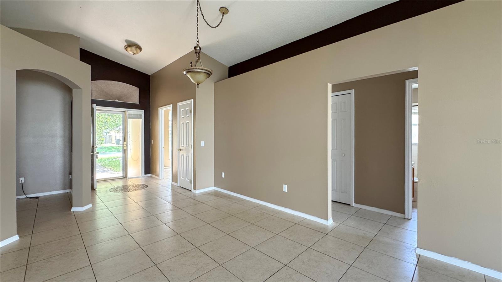 Image 5 of 15 For 2313 Ole Hickory Drive