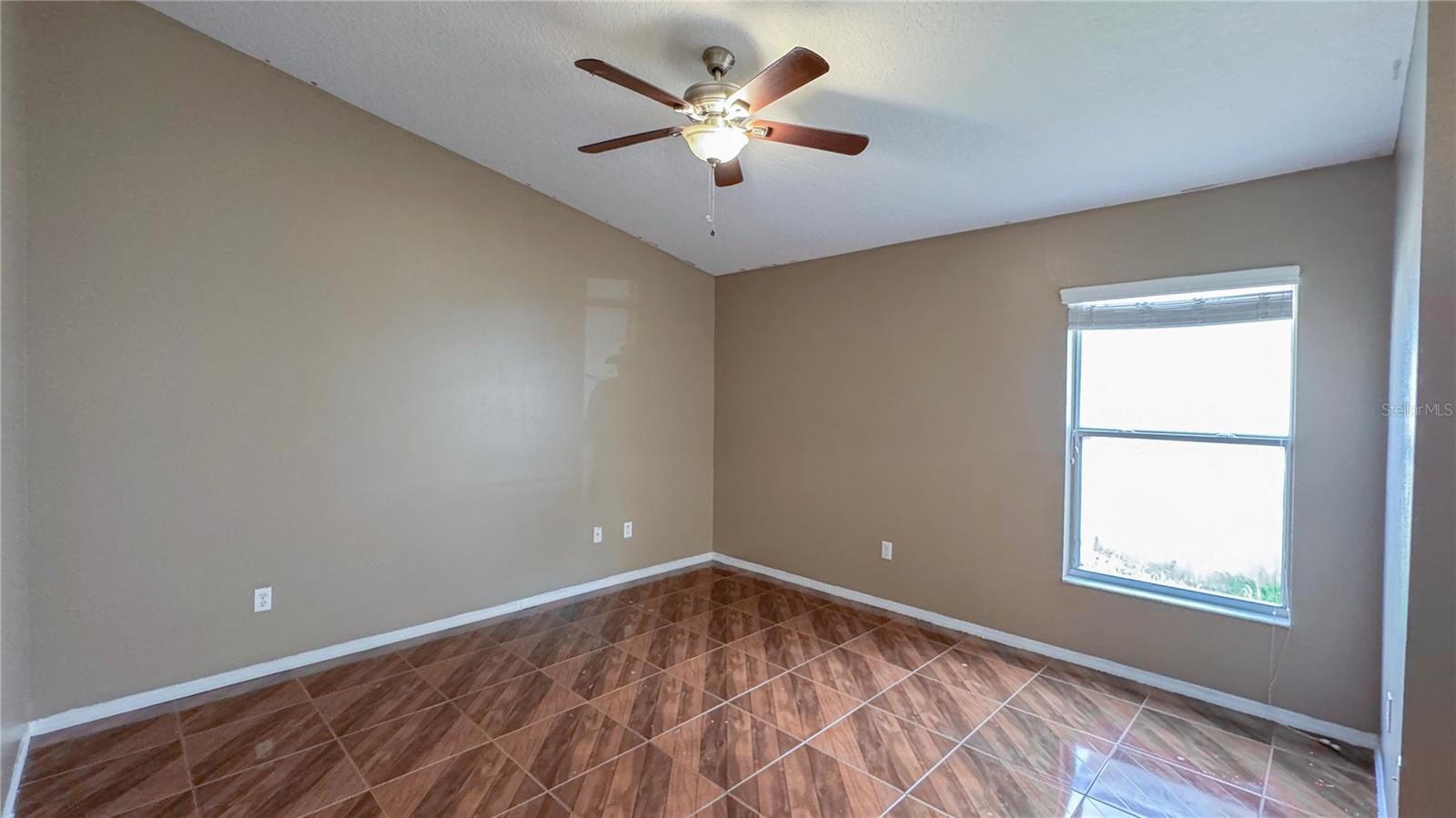 Image 9 of 15 For 2313 Ole Hickory Drive