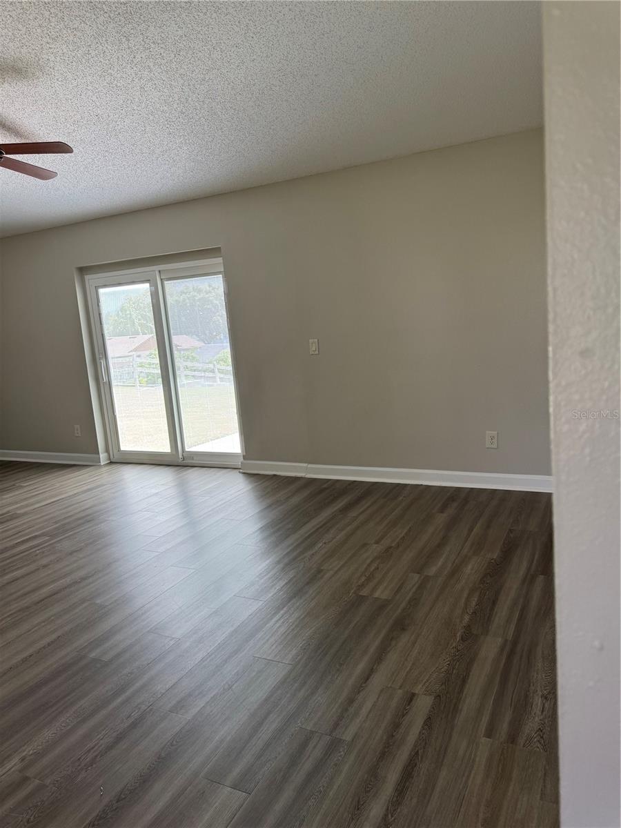 Image 5 of 10 For 425 Sandpiper Ridge Drive