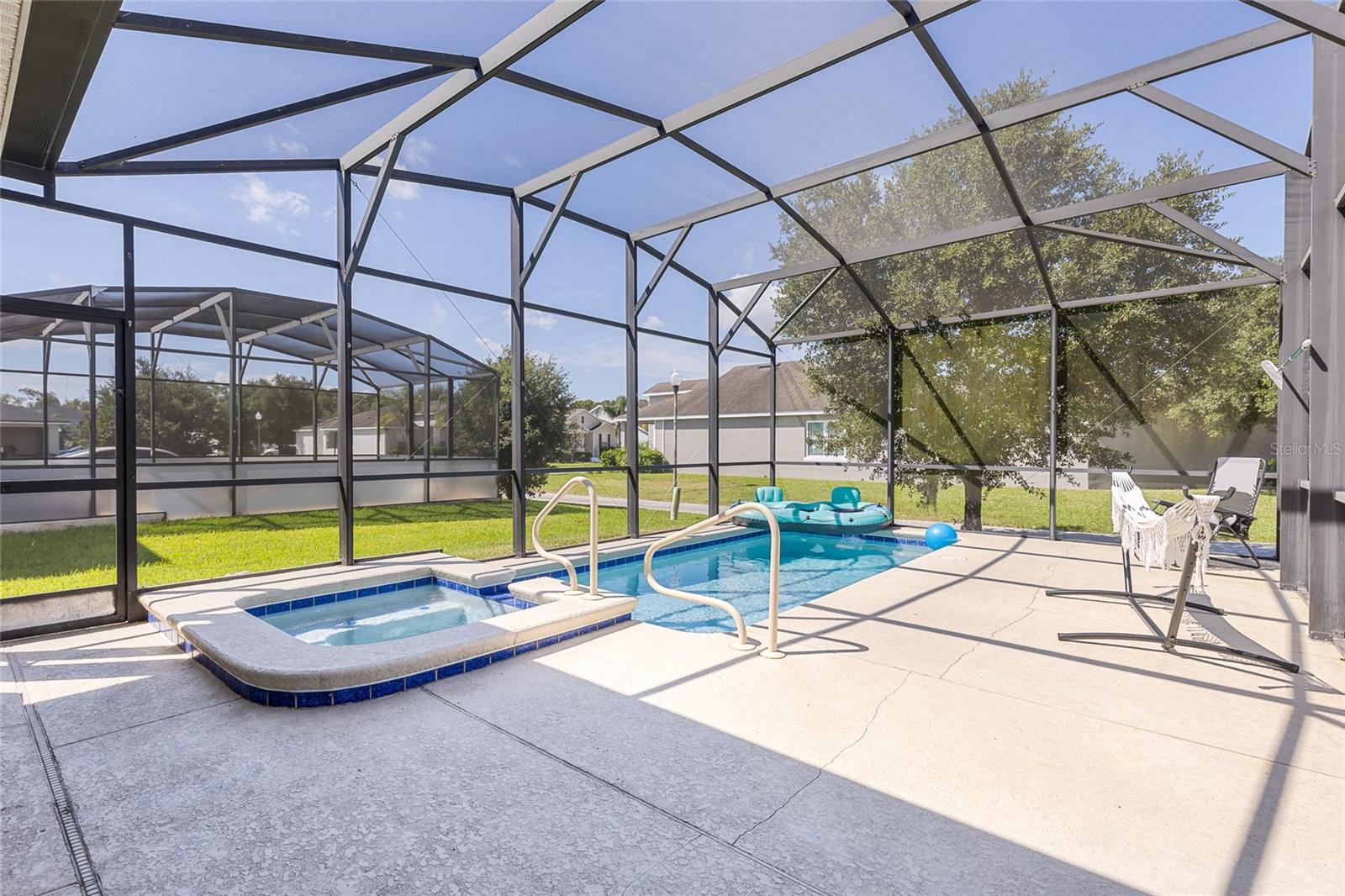 Image 14 of 31 For 2662 Trafalgar Boulevard
