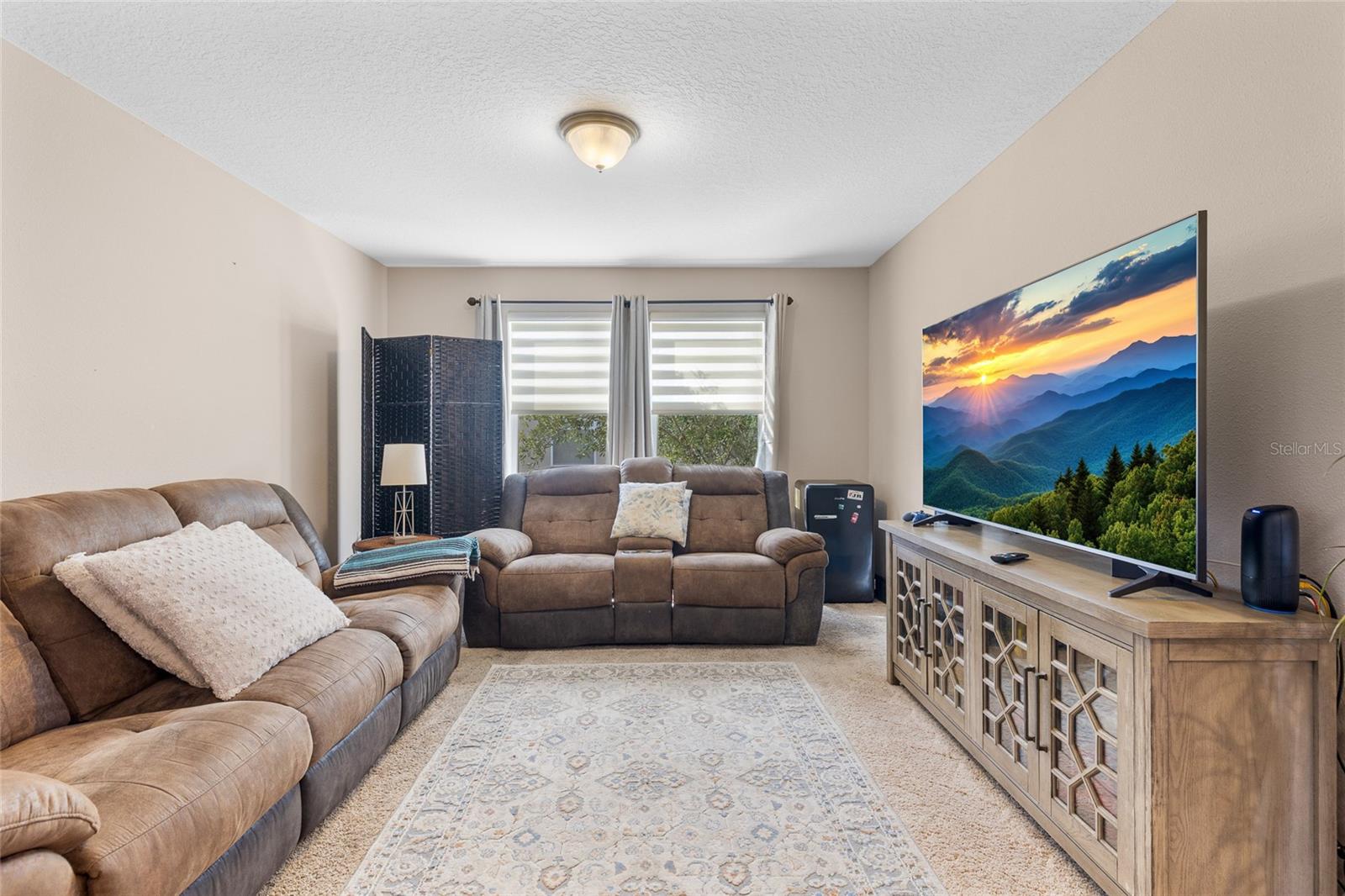 Image 17 of 31 For 2662 Trafalgar Boulevard