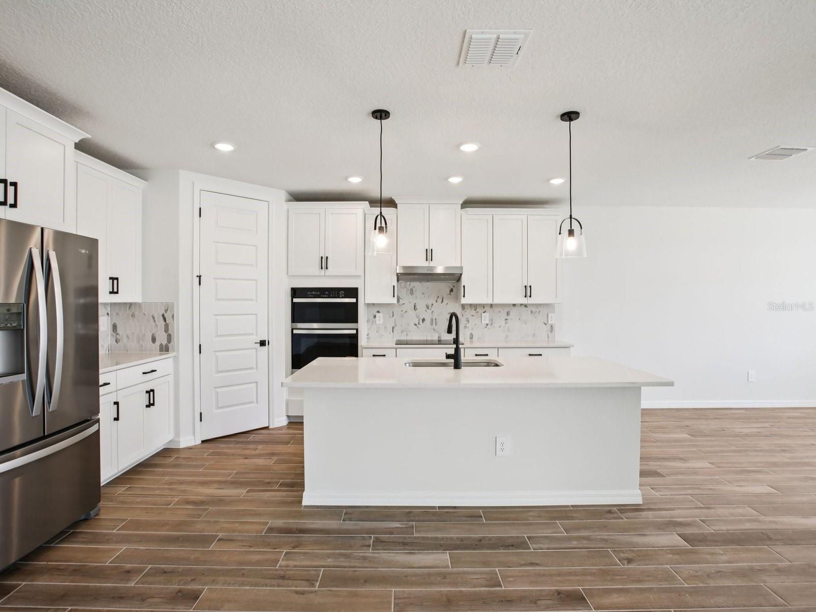 Image 13 of 39 For 1751 Draughton Drive