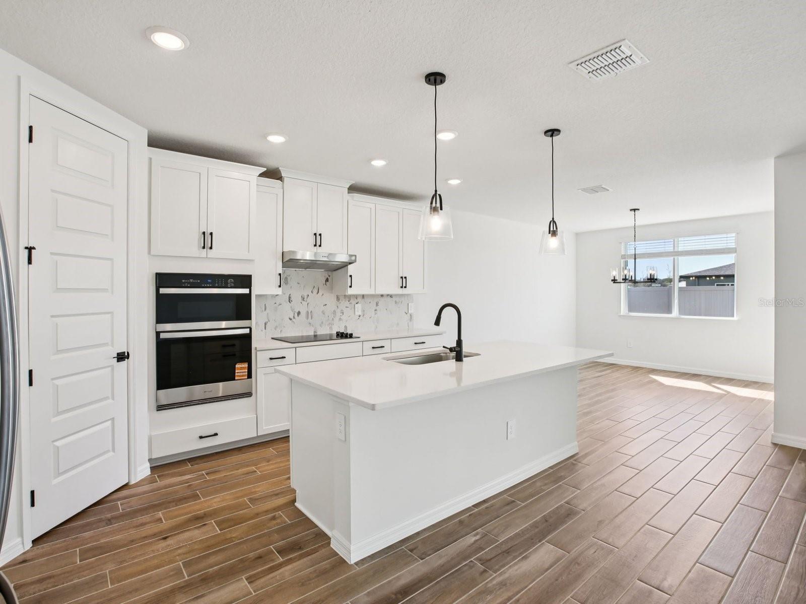 Image 14 of 39 For 1751 Draughton Drive