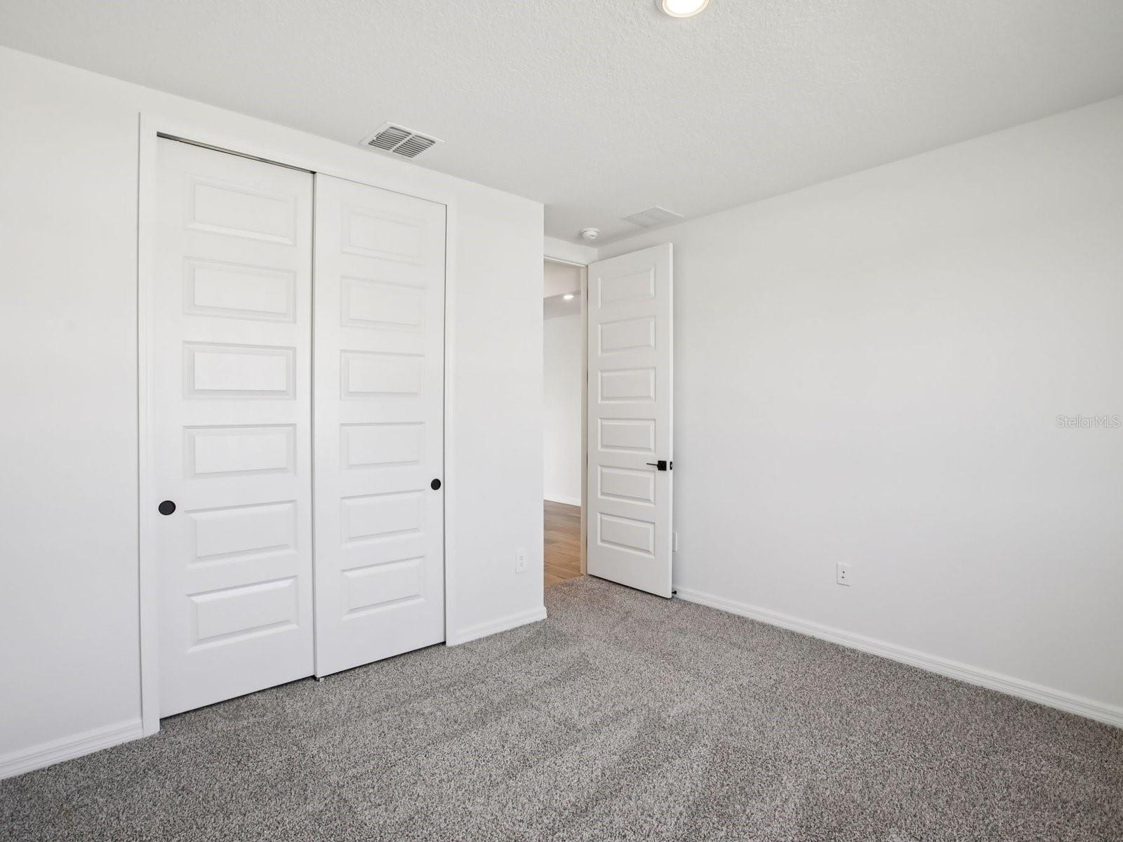 Image 22 of 39 For 1751 Draughton Drive