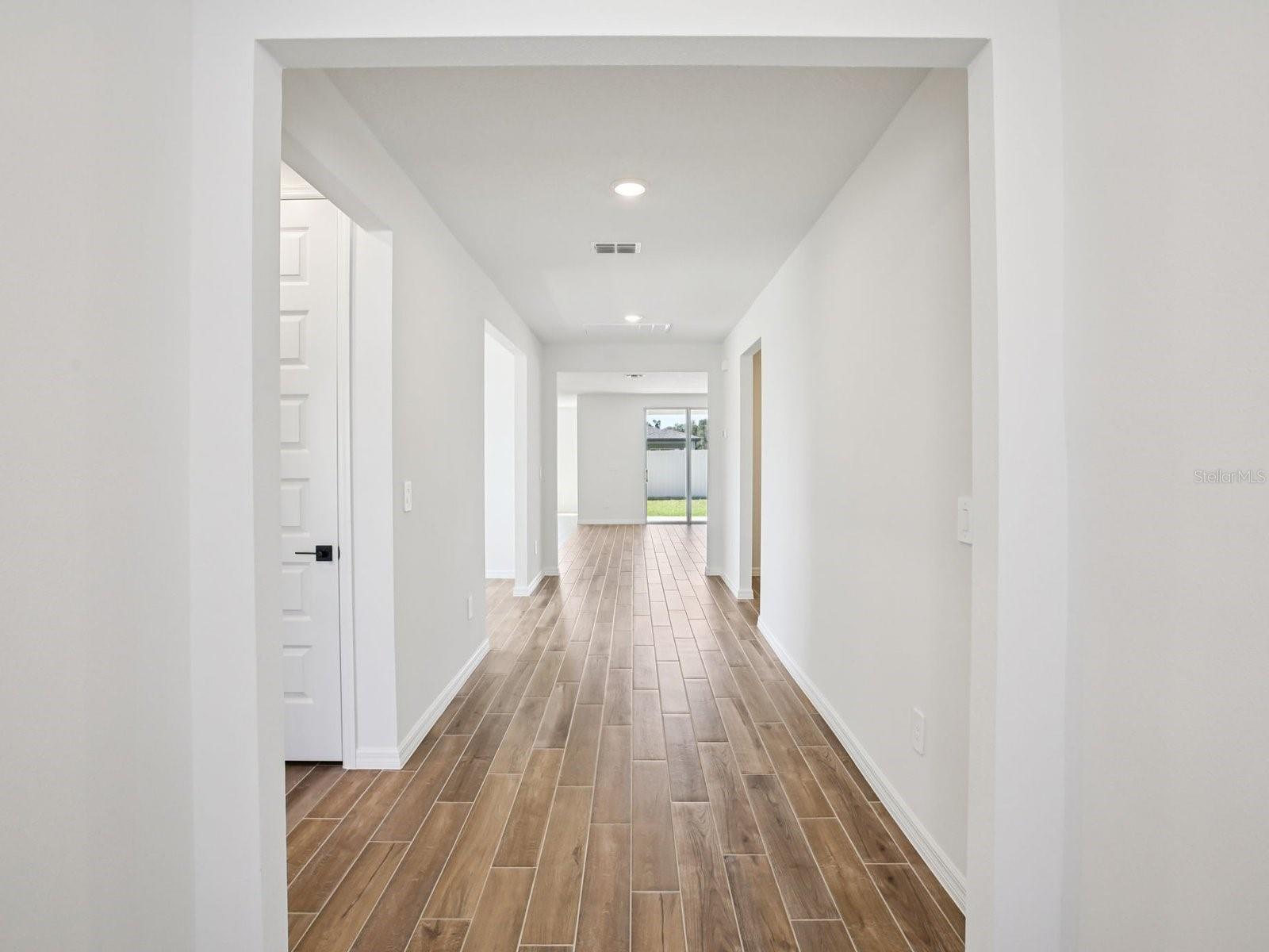 Image 5 of 39 For 1751 Draughton Drive