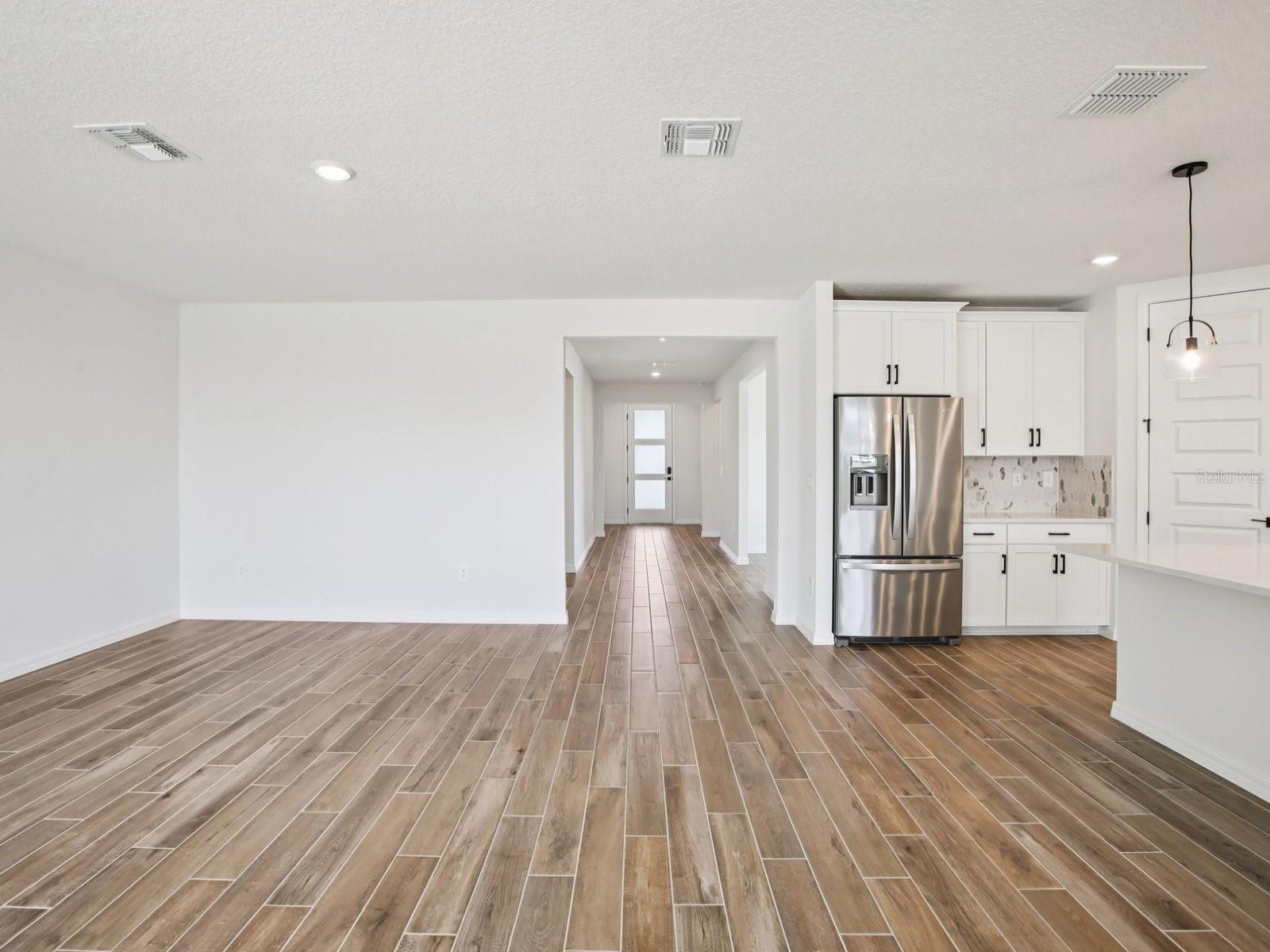 Image 8 of 39 For 1751 Draughton Drive