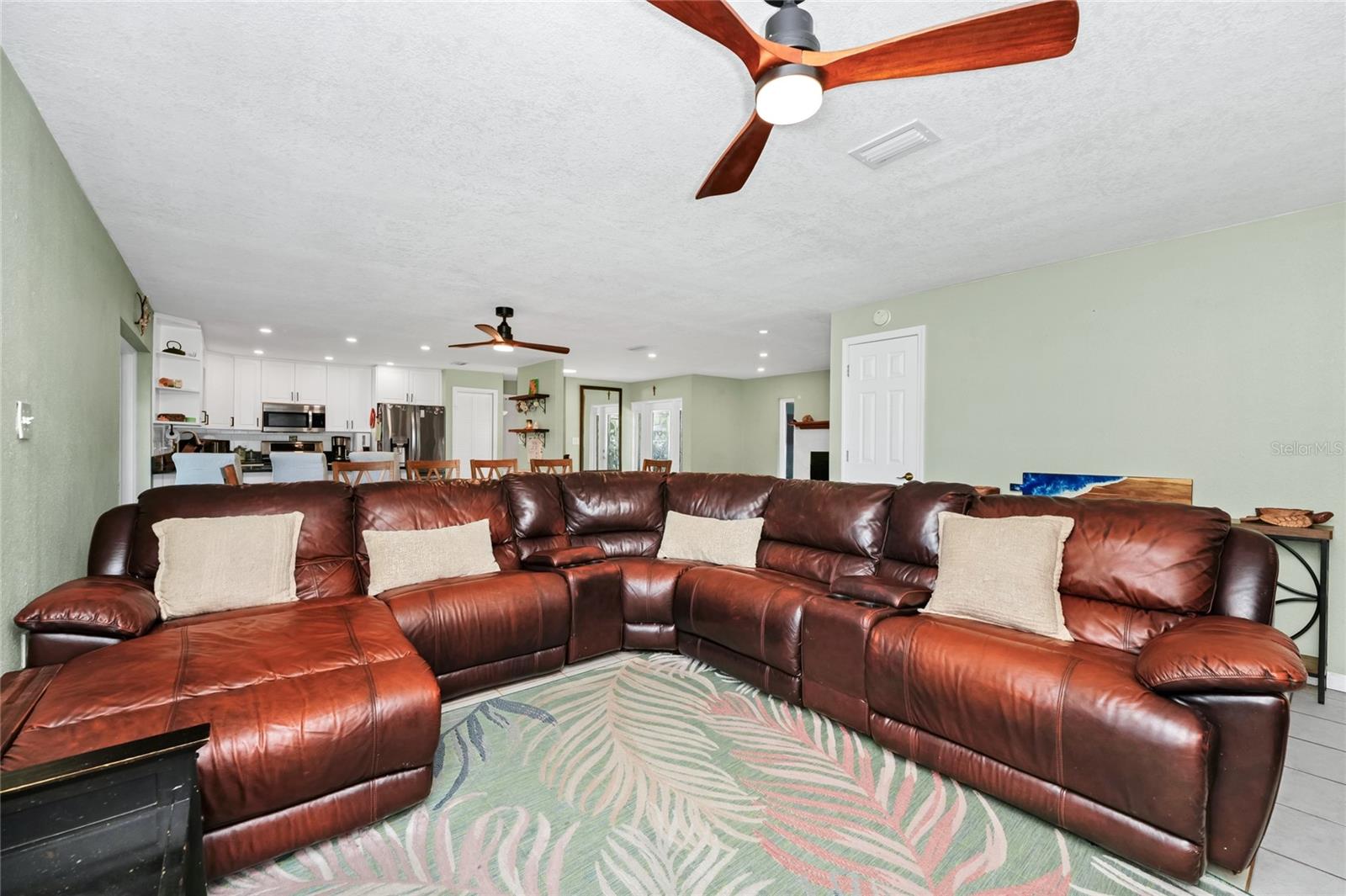 Image 17 of 40 For 6930 Grissom Parkway