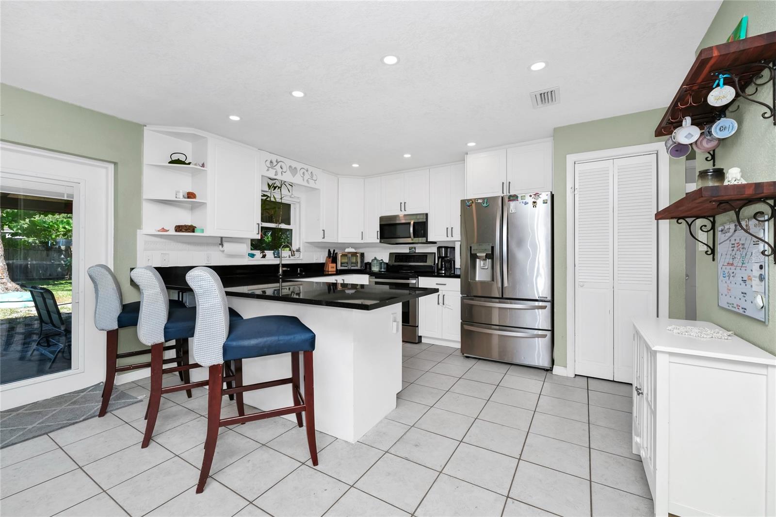 Image 6 of 40 For 6930 Grissom Parkway