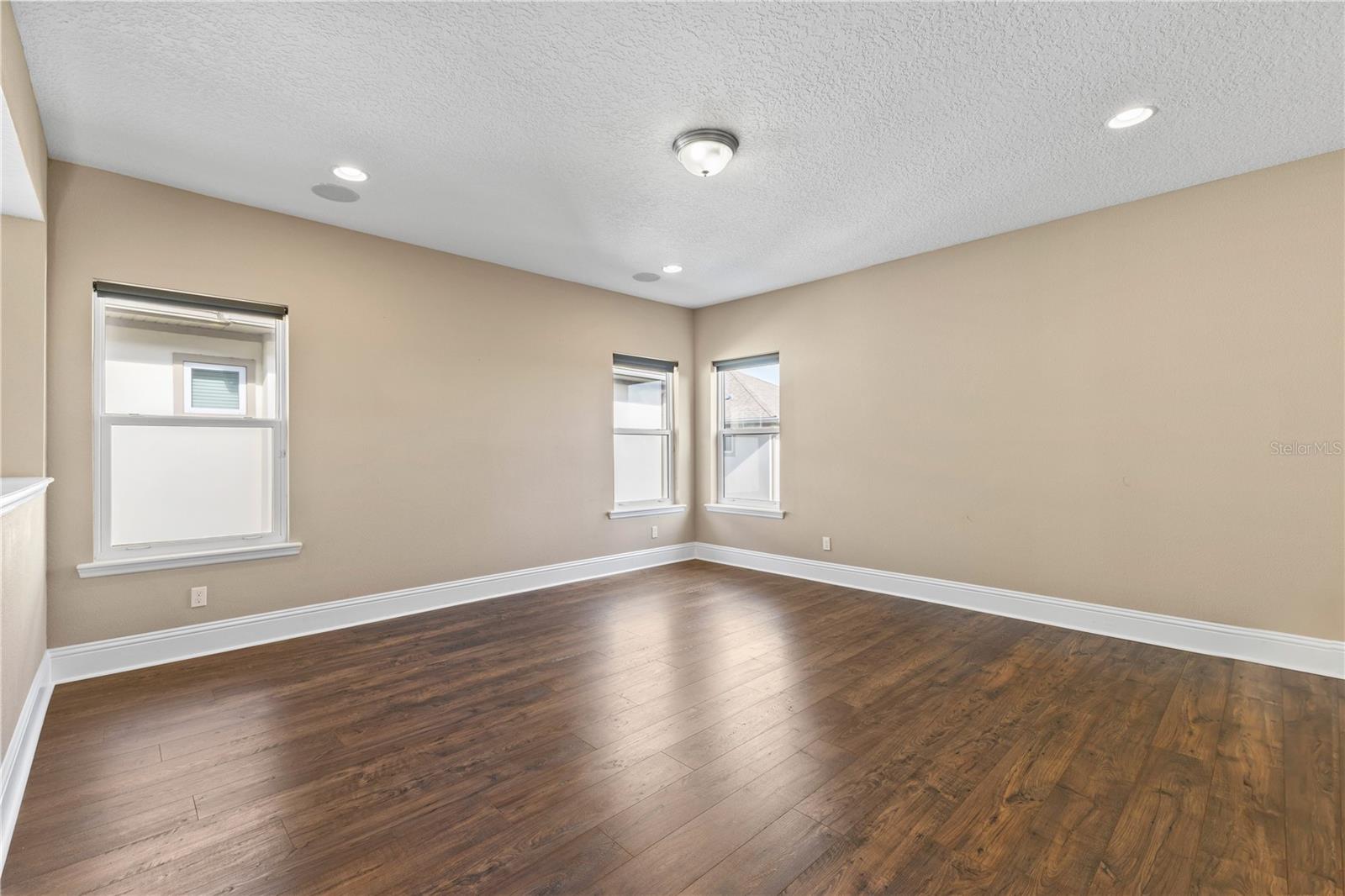 Image 63 of 86 For 13041 Gabor Avenue