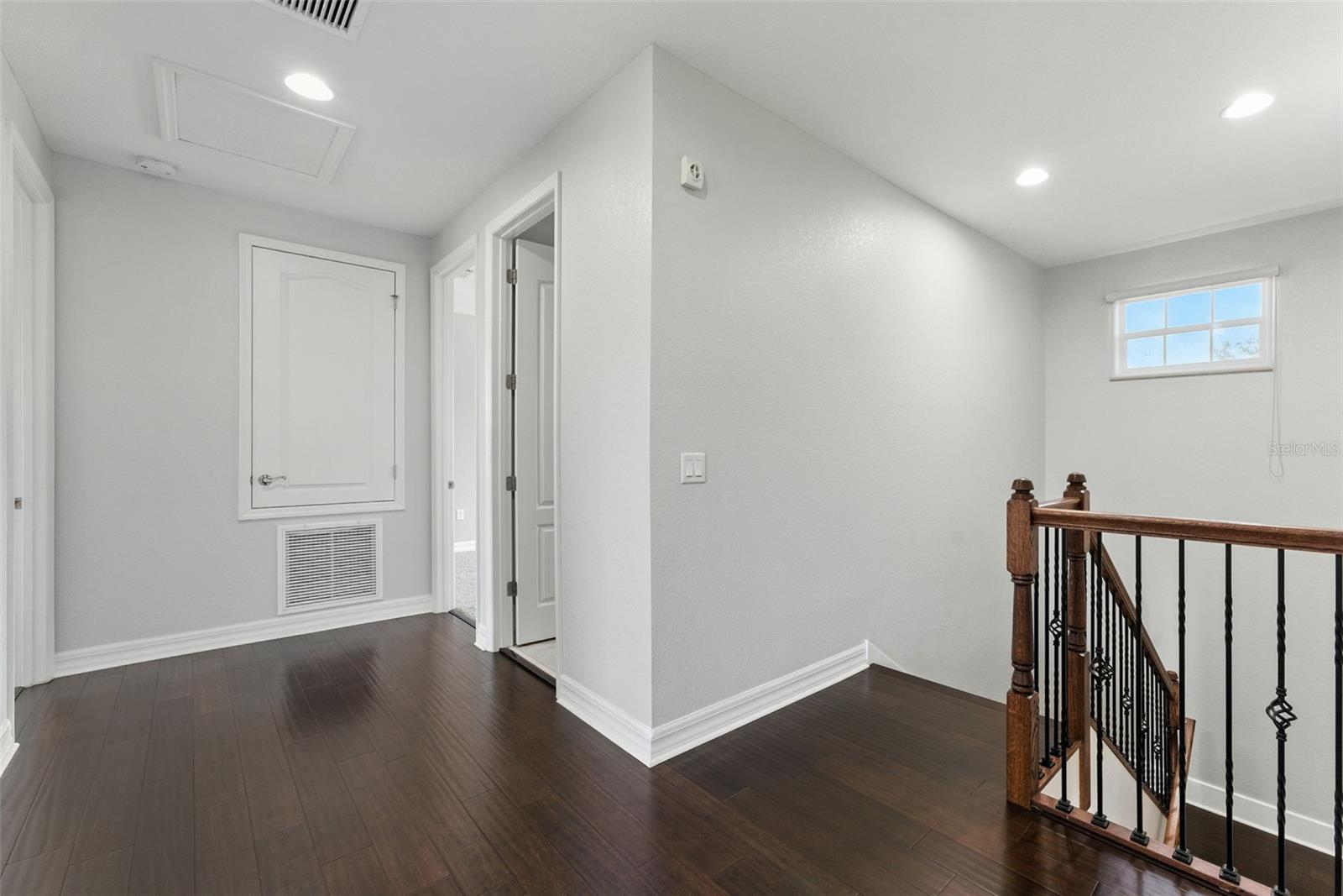 Image 27 of 48 For 8312 Prestbury Drive