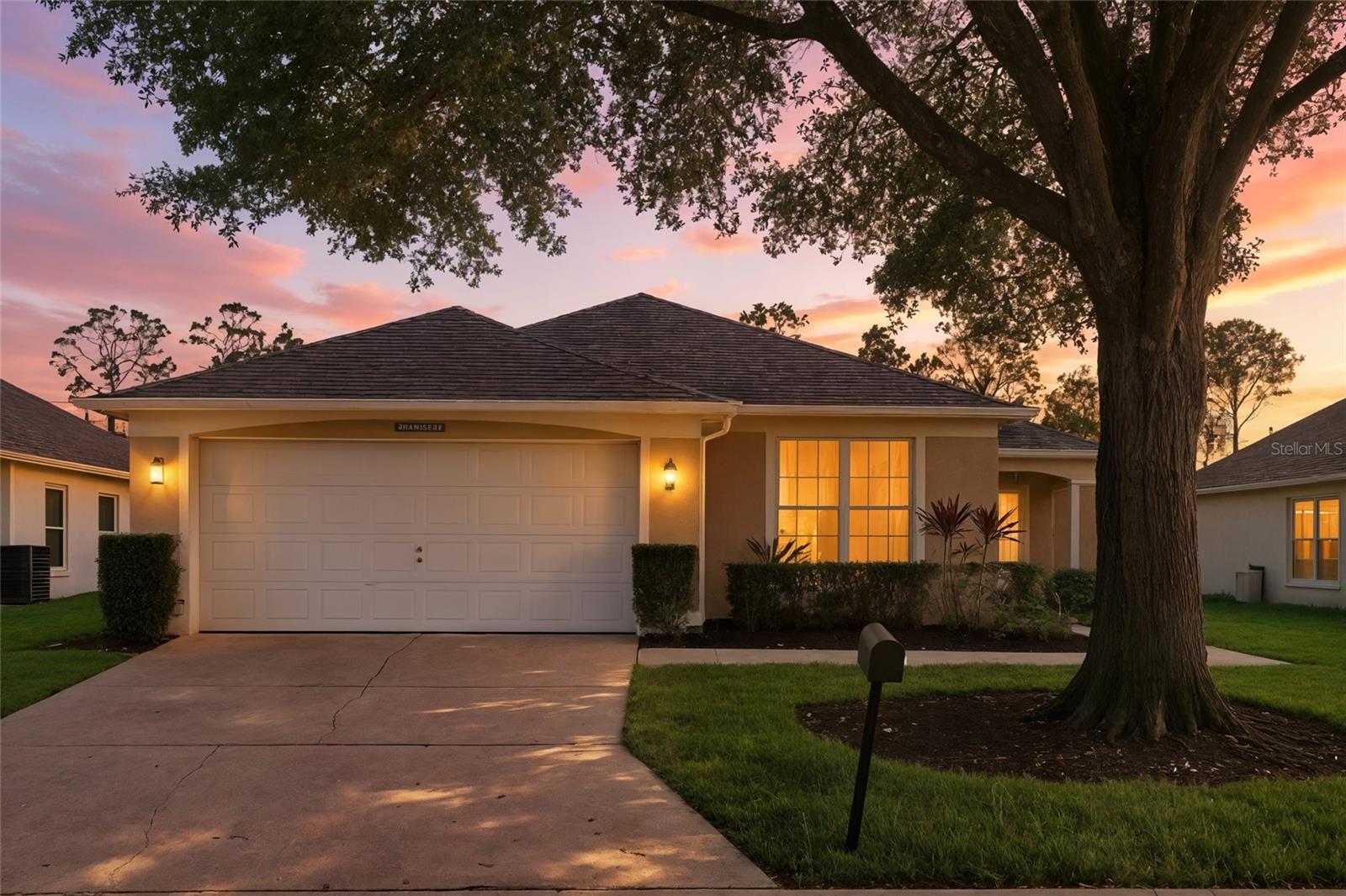 Details for 325 Grosvenor Loop, DAVENPORT, FL 33897