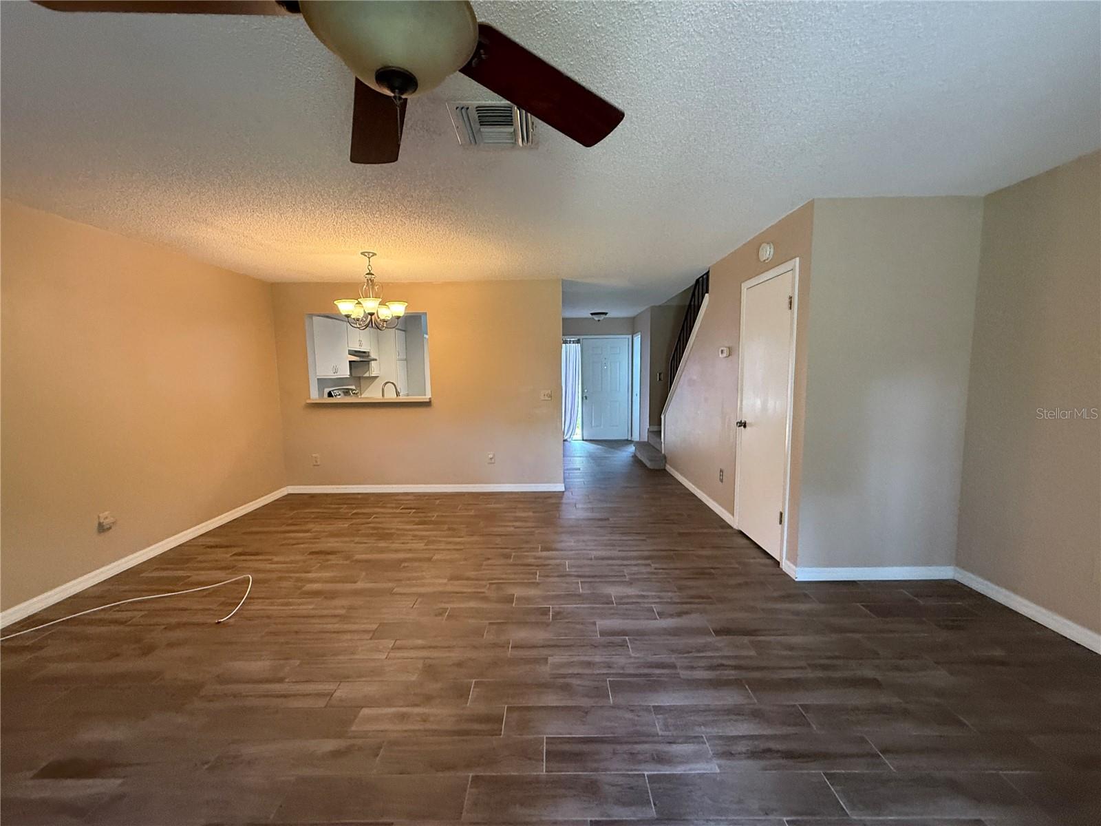 Image 8 of 24 For 2864 Wareham Court