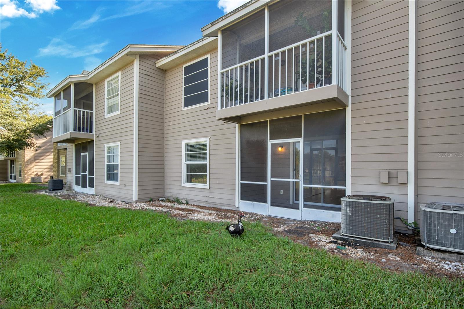 Image 21 of 28 For 100 Reserve Circle 104