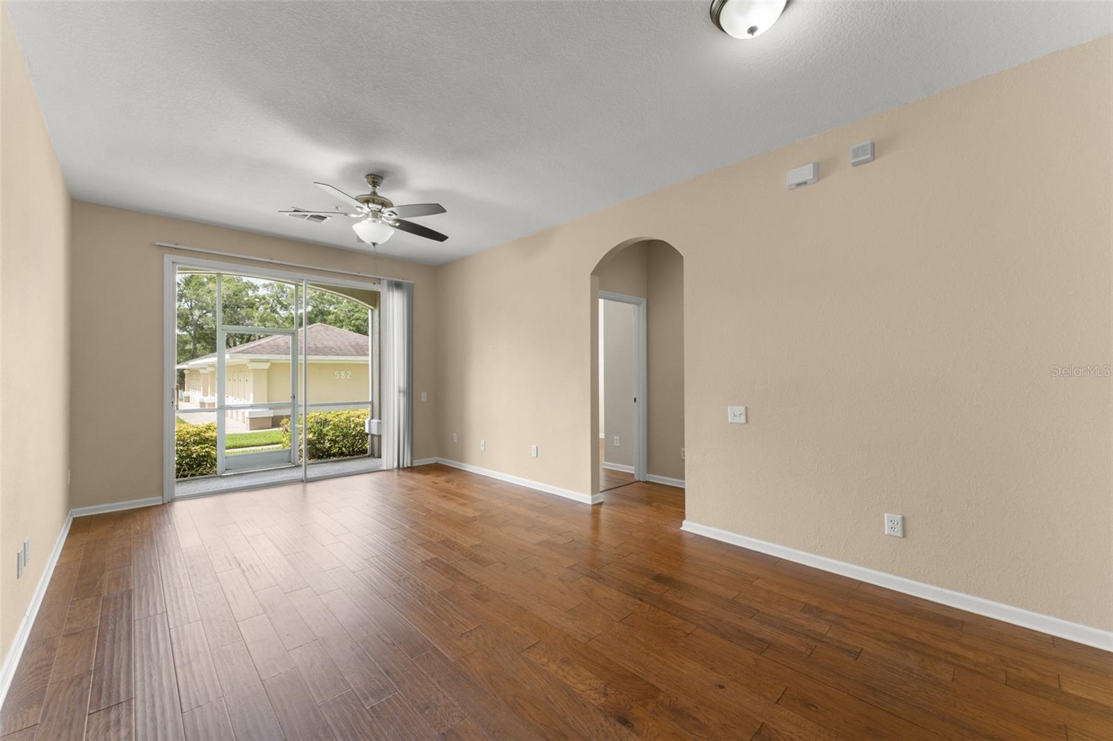 Image 4 of 33 For 582 Brantley Terrace Way 109