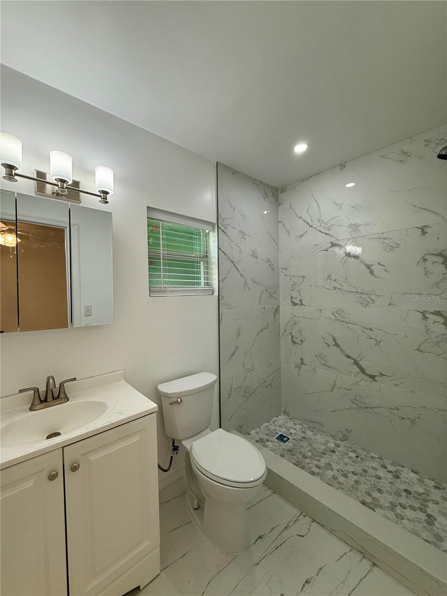 Image 10 of 25 For 1617 Birch Street