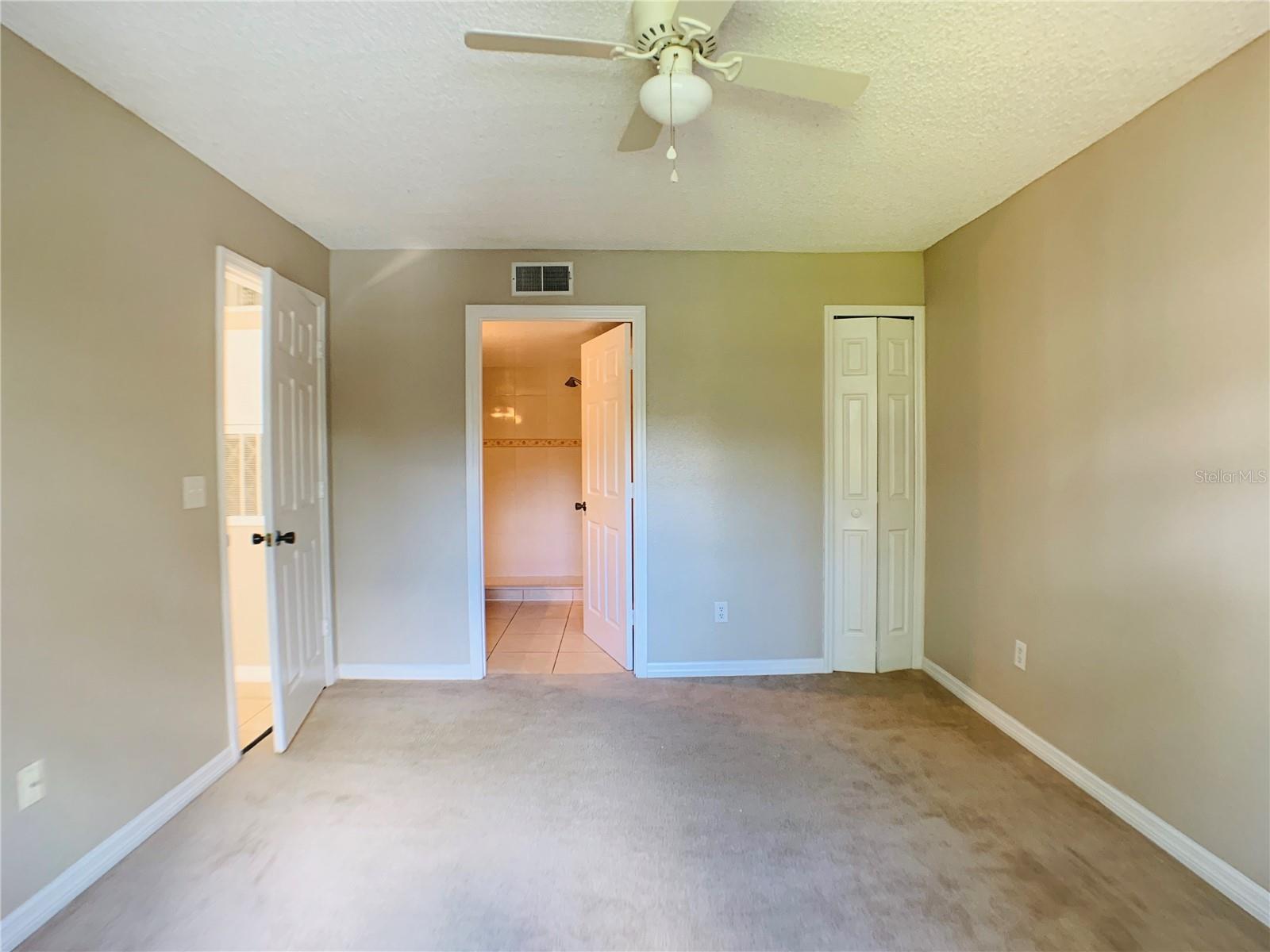 Image 9 of 31 For 5136 Park Central Drive 225