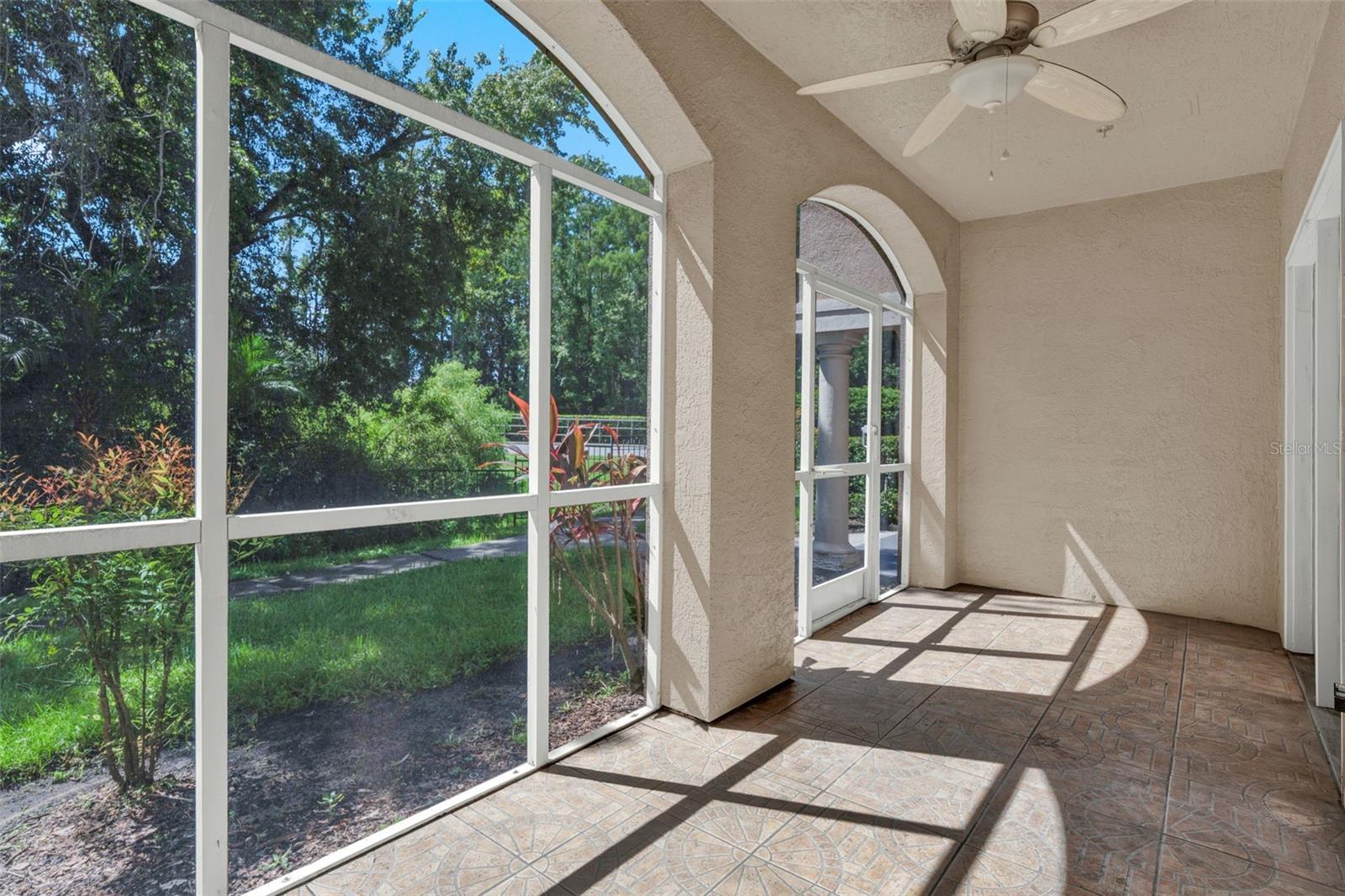 Image 23 of 41 For 14353 Fredricksburg Drive 911