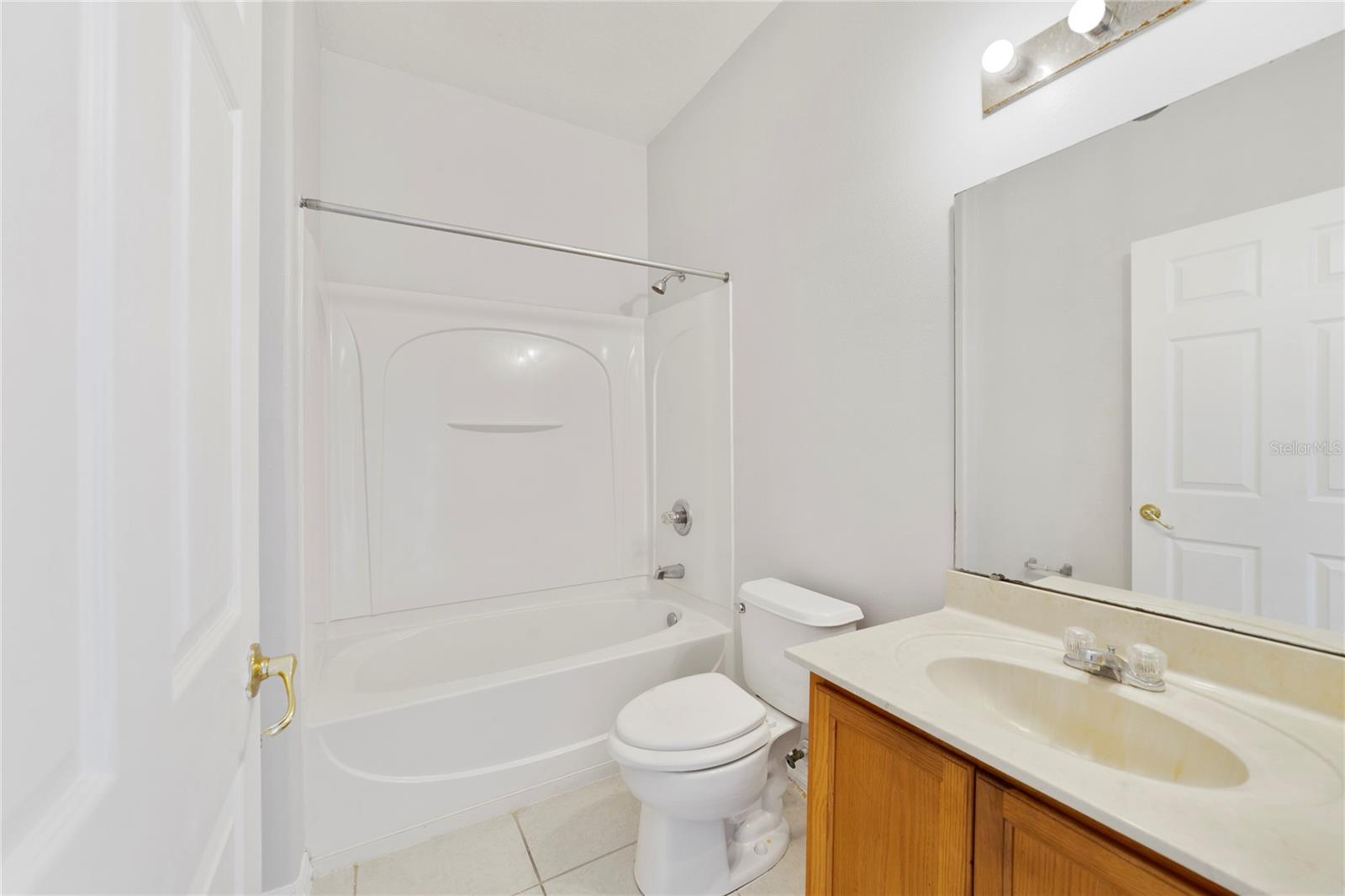 Image 11 of 24 For 2725 Portchester Court
