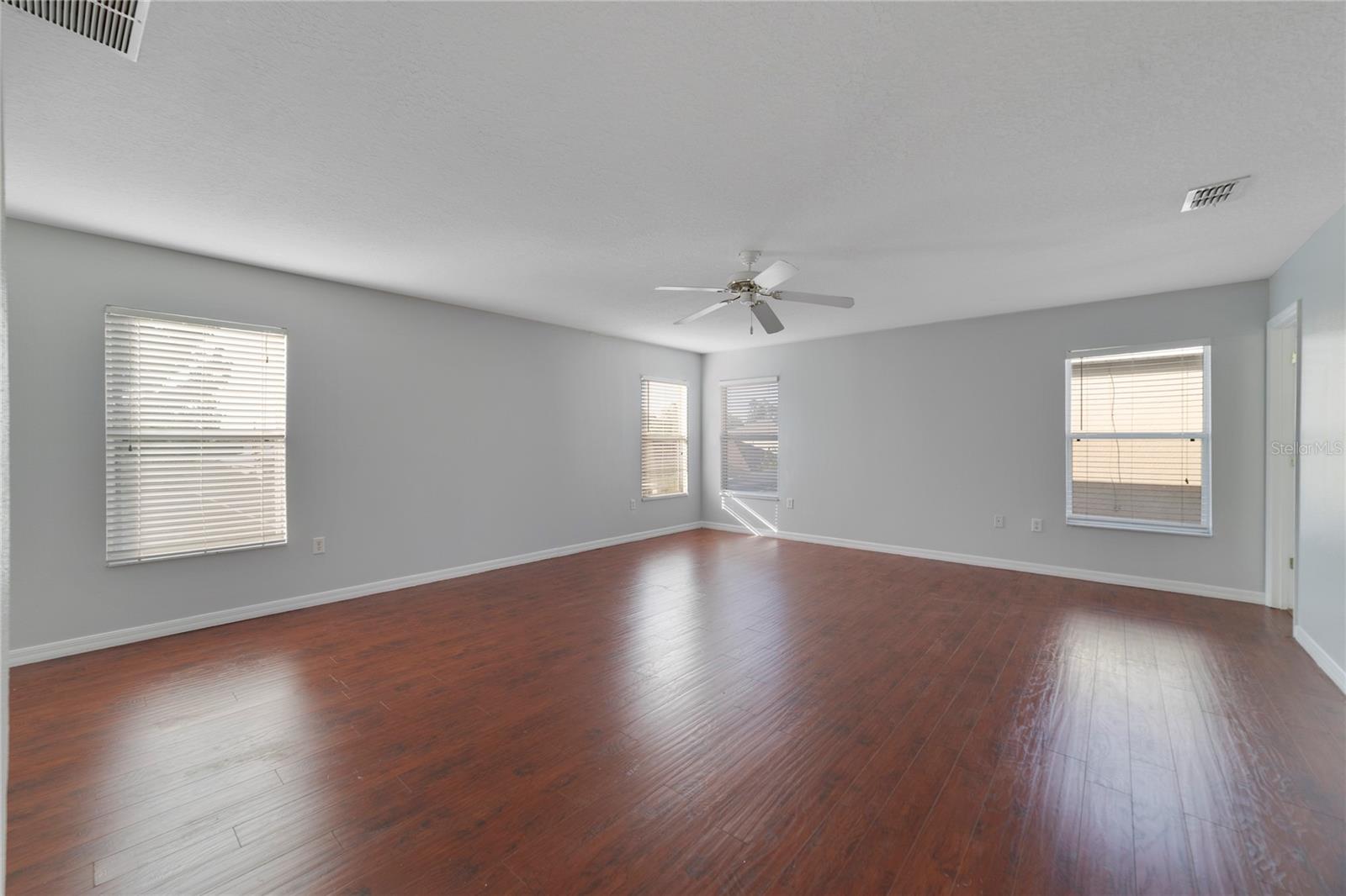 Image 13 of 24 For 2725 Portchester Court