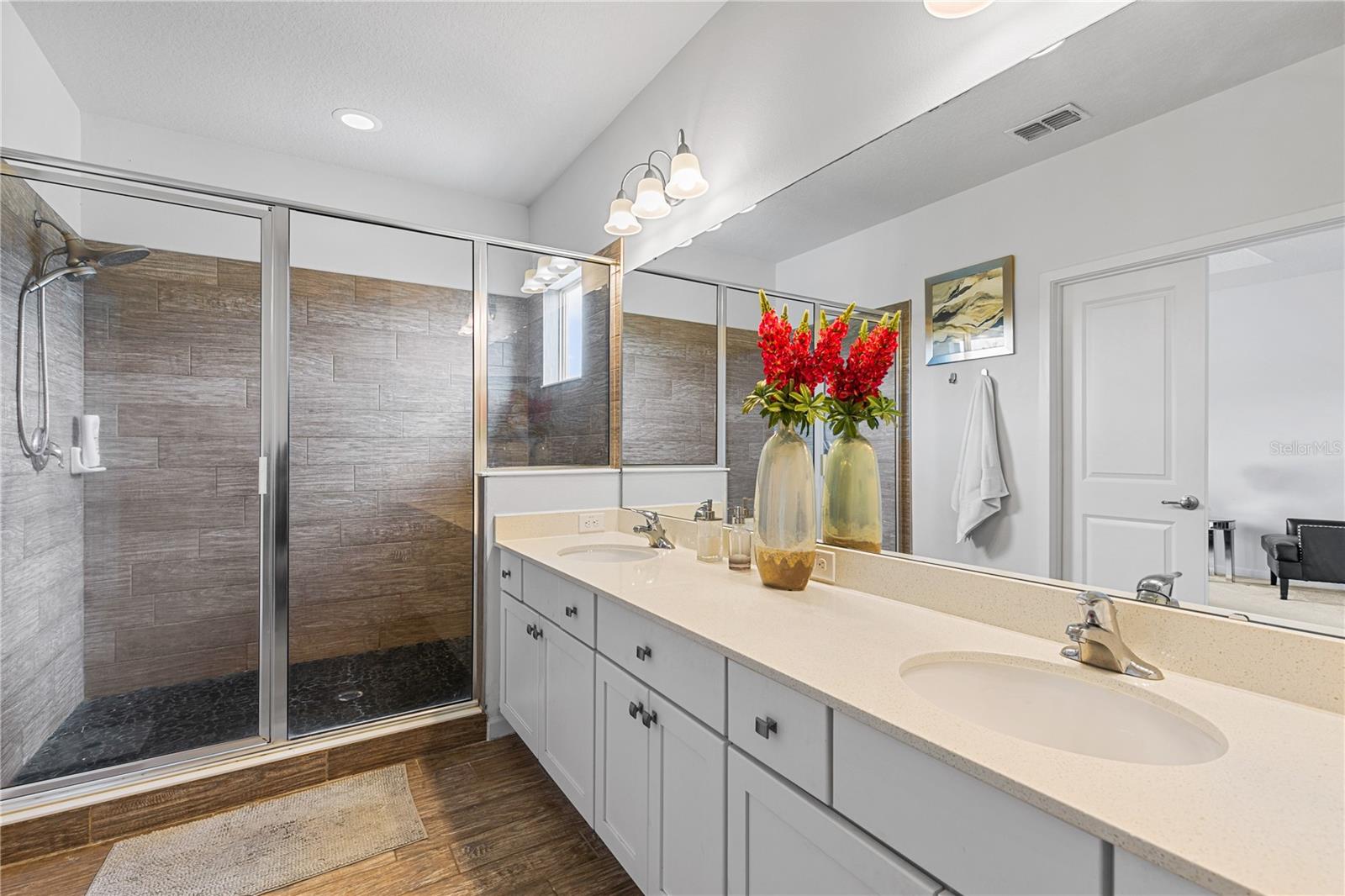 Image 30 of 60 For 427 Marcello Boulevard