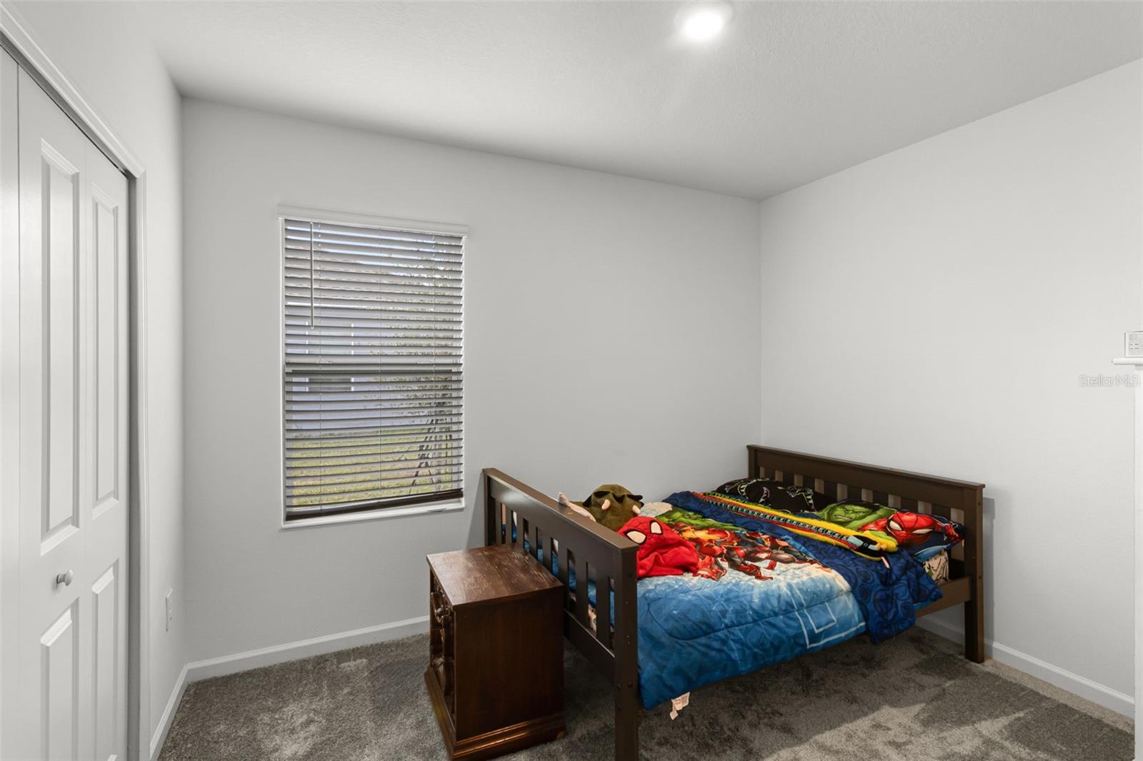 Image 10 of 31 For 290 Lawson Avenue