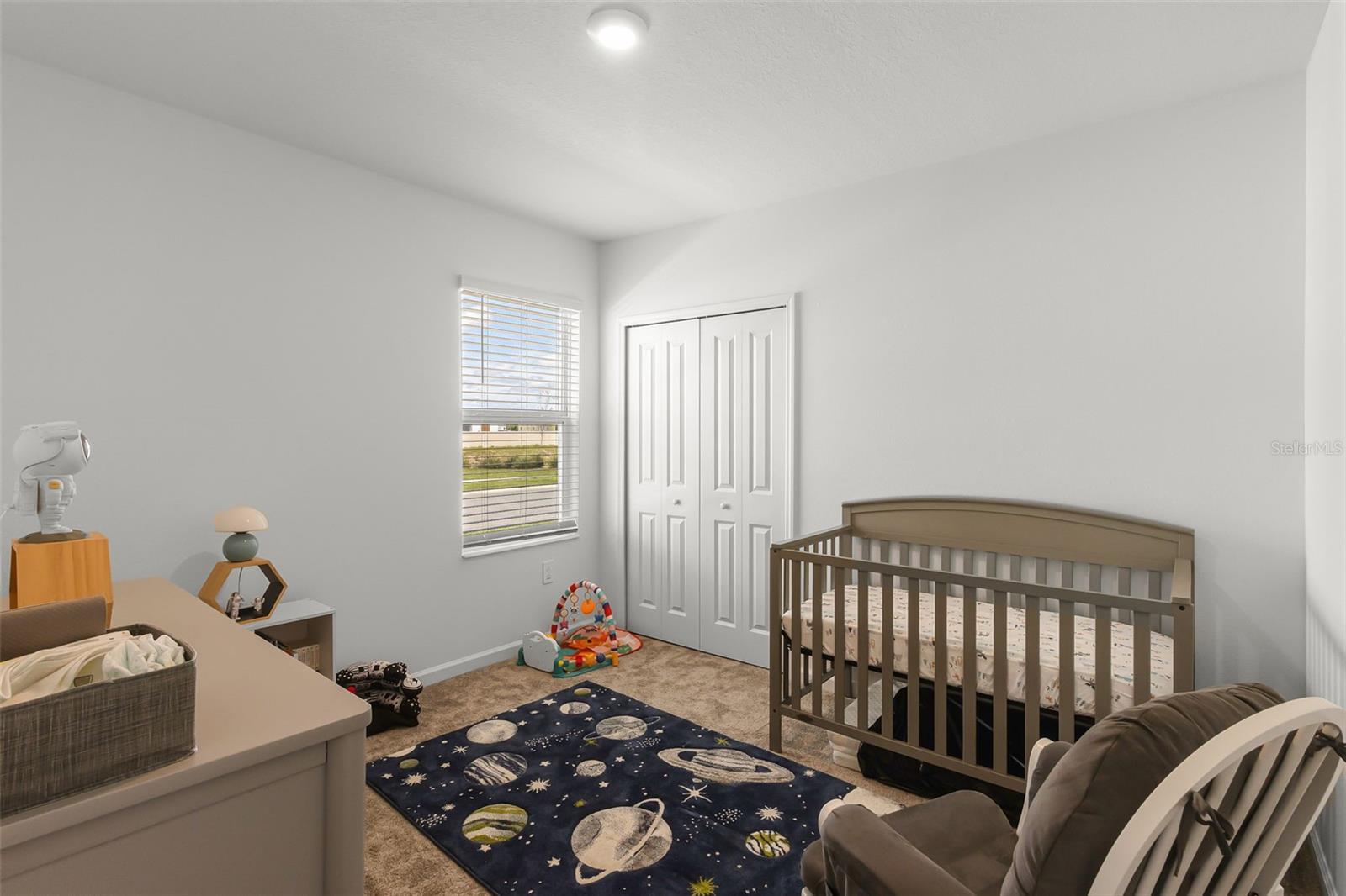 Image 12 of 31 For 290 Lawson Avenue