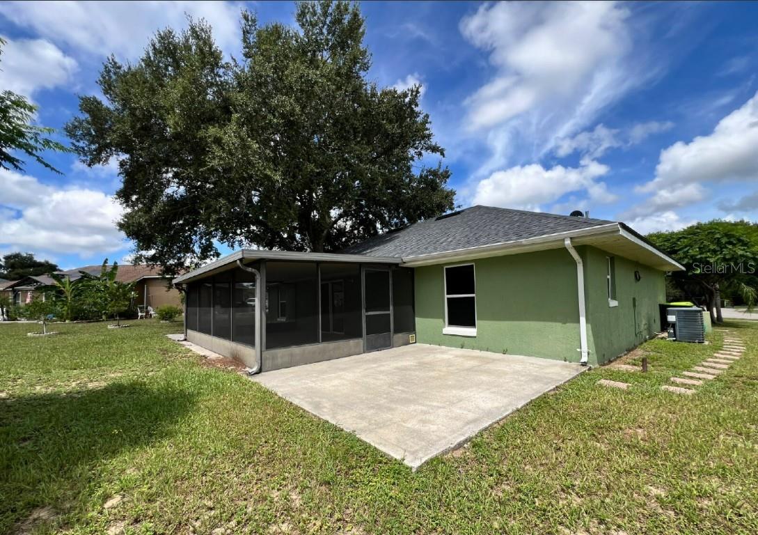 Image 13 of 13 For 16044 Worthington Boulevard