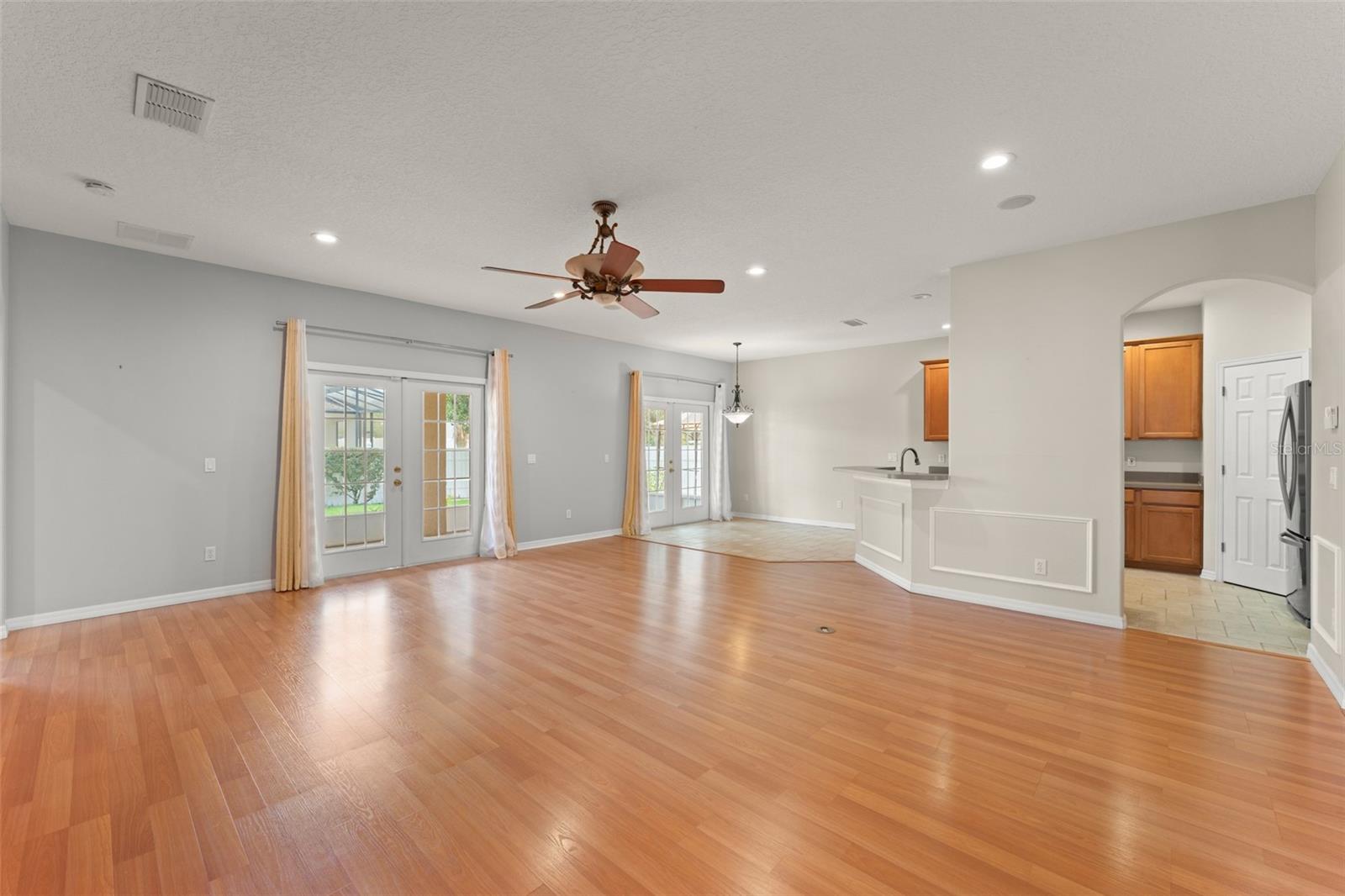 Image 19 of 45 For 5864 Autumn Chase Circle