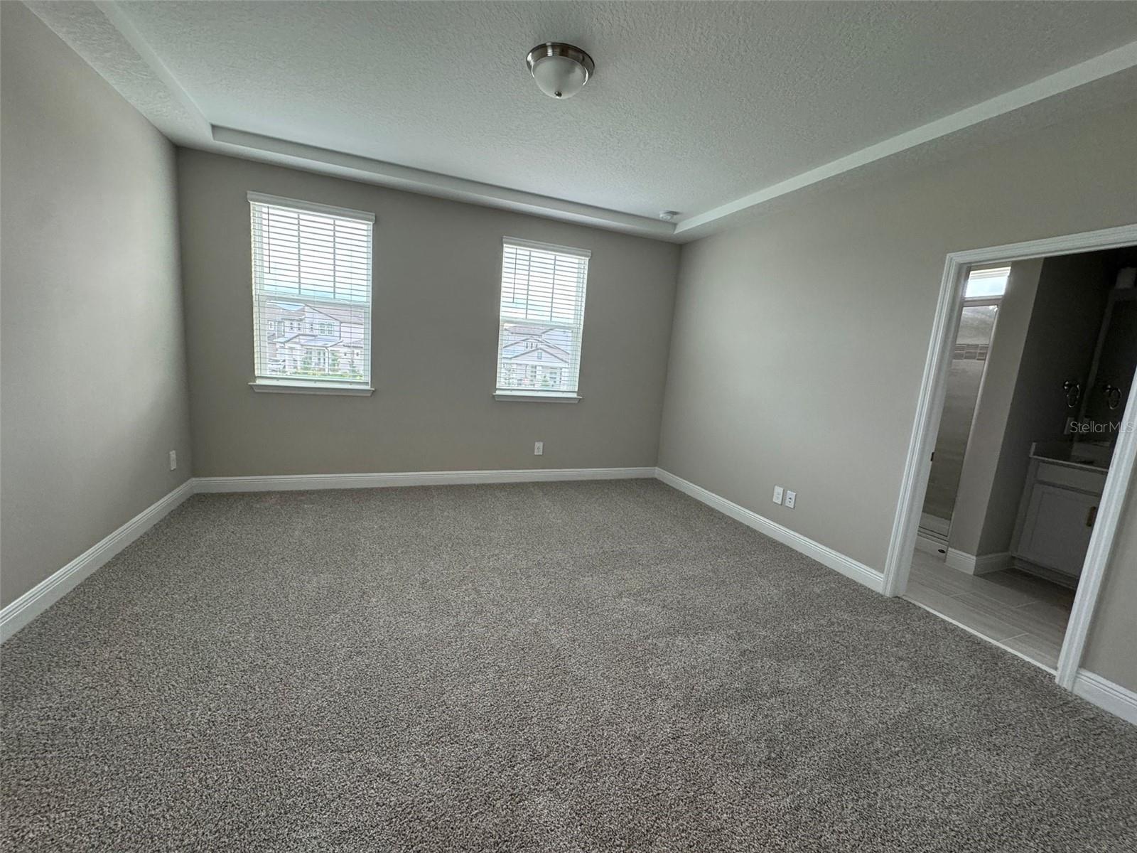 Image 14 of 19 For 5111 Railroad Vine Street