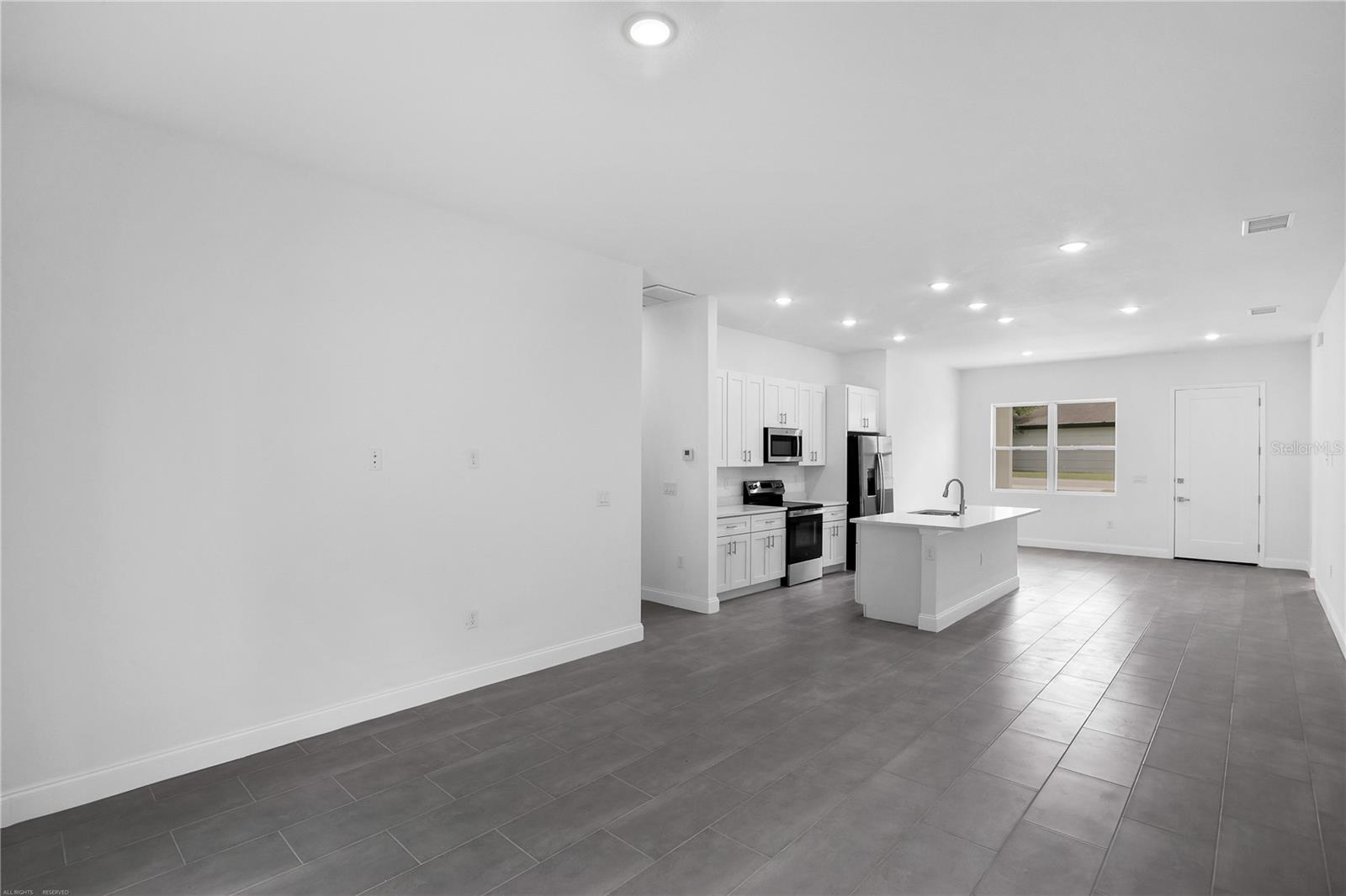 Image 21 of 48 For 22403 Rainbow Lakes Boulevard