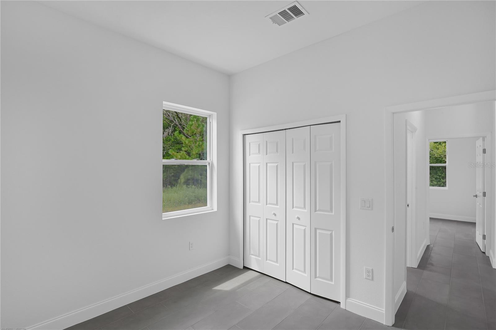 Image 32 of 48 For 22403 Rainbow Lakes Boulevard