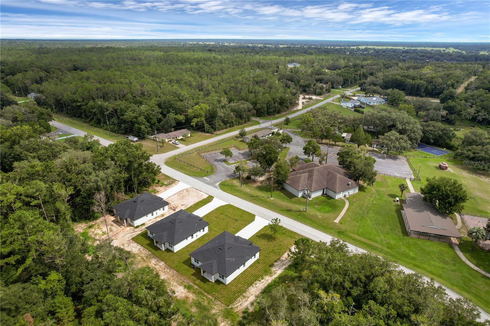 Image 43 of 48 For 22403 Rainbow Lakes Boulevard